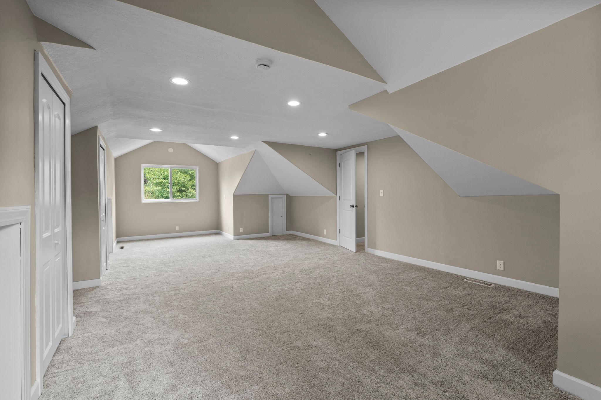 View of Residential at 5160 Bald Eagle Avenue, White Bear Lake MN 55110, White Bear Lake (31 of 41) - Mike Wilen | Minnesota Team Real Estate