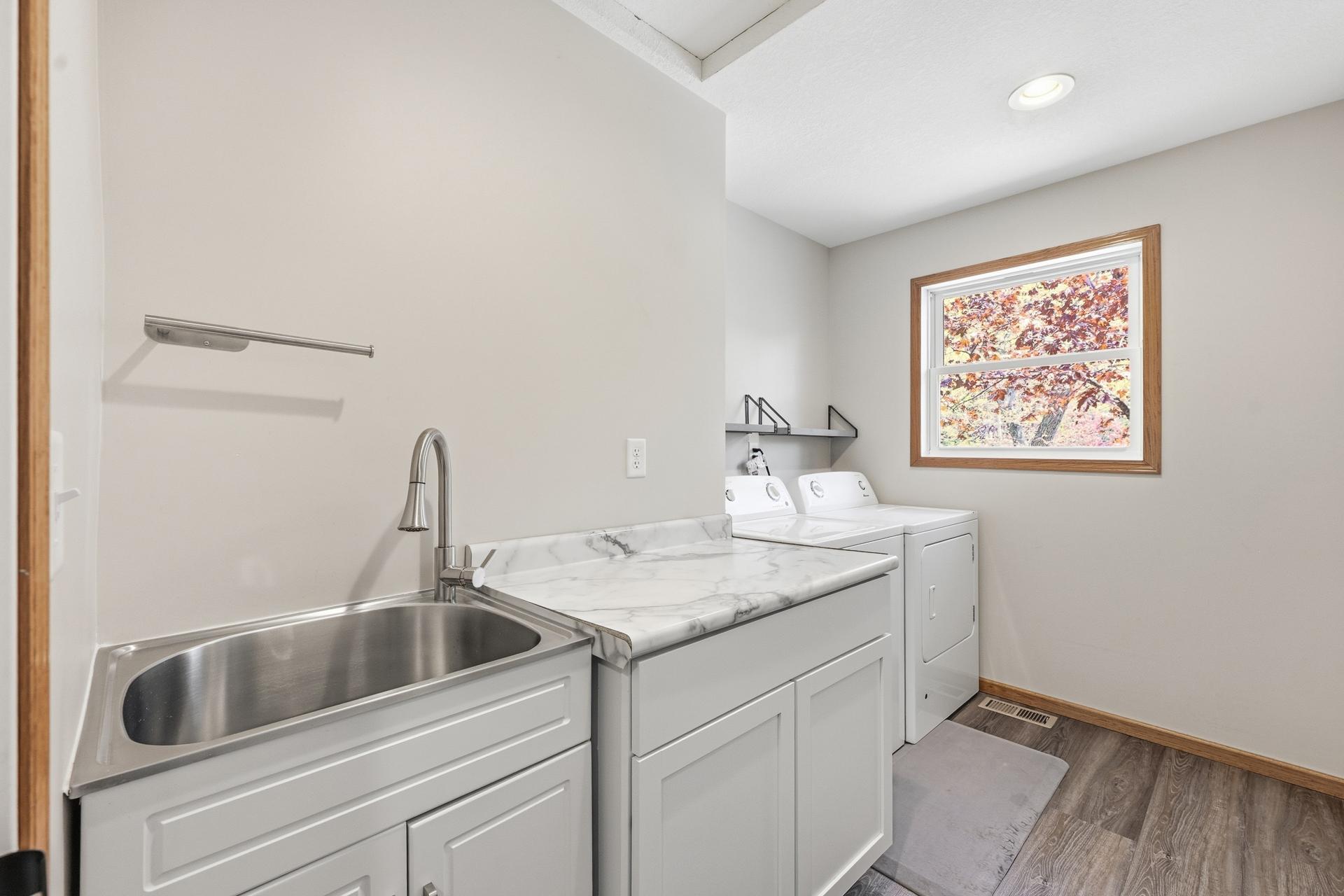 View of Residential at 71 B Street, Saint Paul MN 55106, Saint Paul (28 of 43) - Mike Wilen | Minnesota Team Real Estate