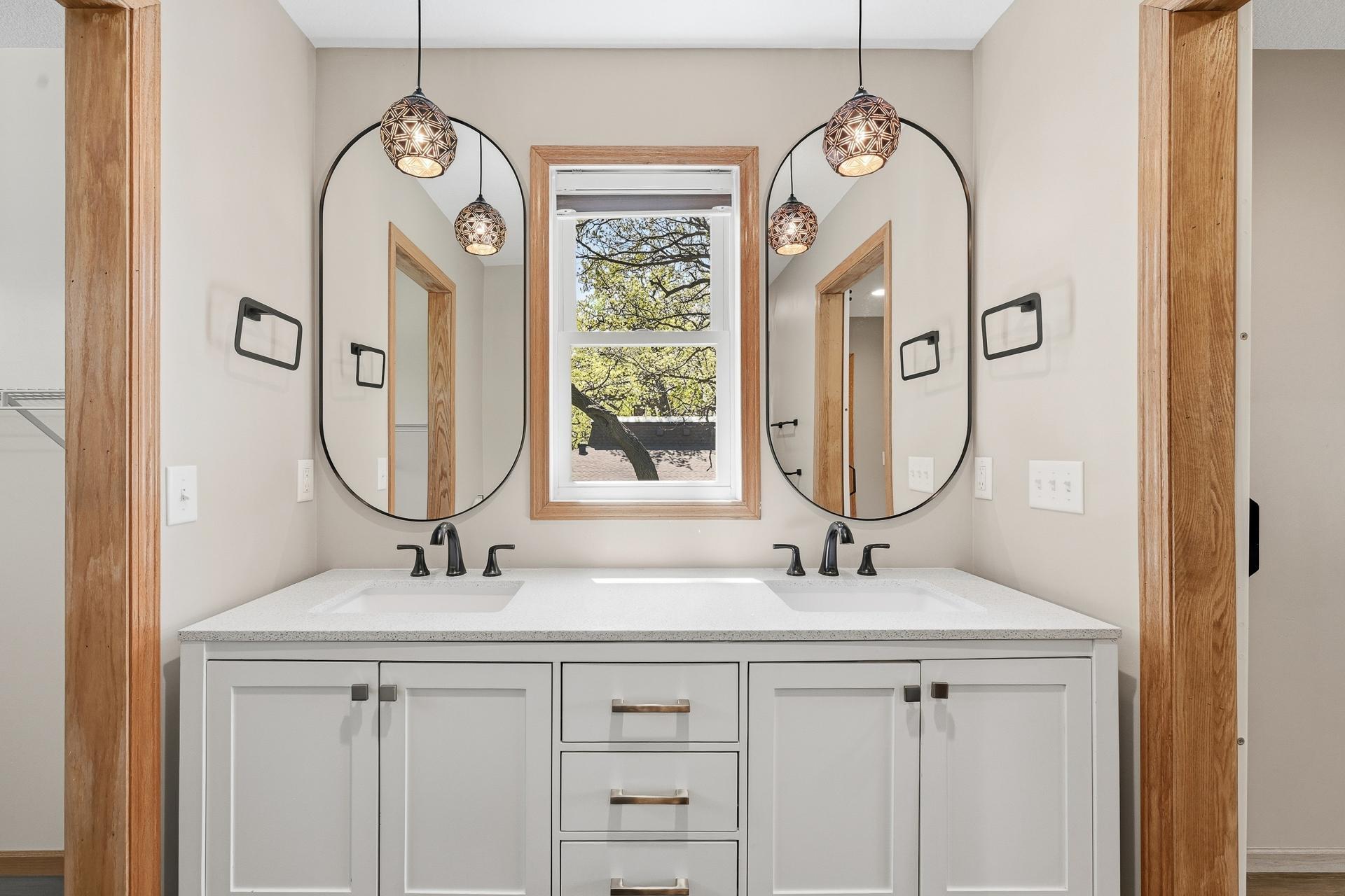 View of Residential at 71 B Street, Saint Paul MN 55106, Saint Paul (34 of 43) - Mike Wilen | Minnesota Team Real Estate