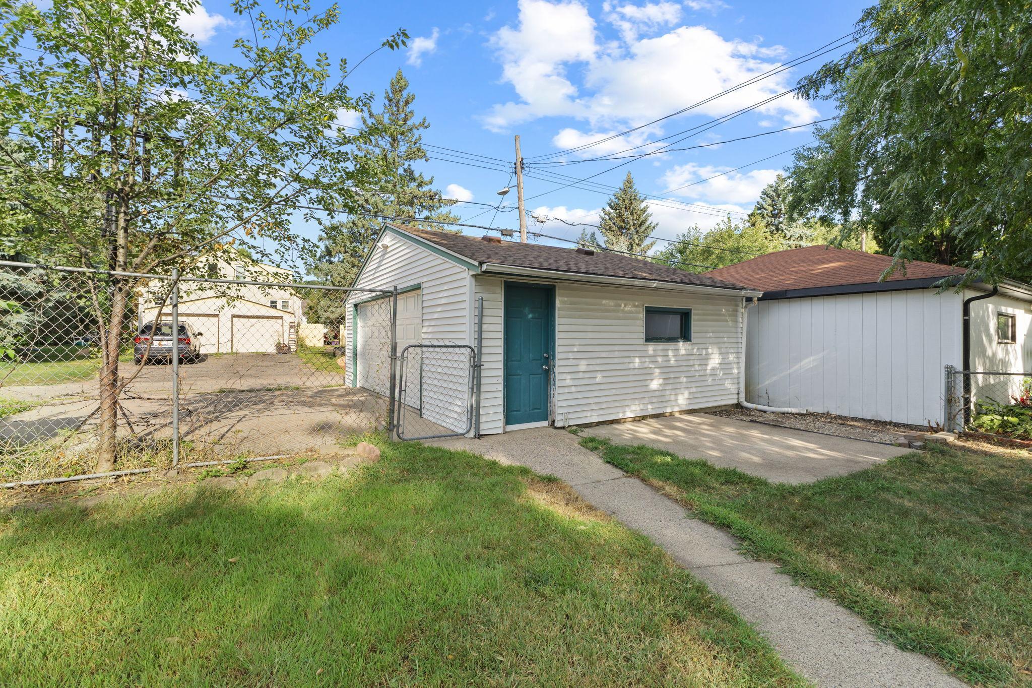 View of Residential at 5212 47th Avenue, Minneapolis MN 55417, Minneapolis (30 of 33) - Mike Wilen | Minnesota Team Real Estate