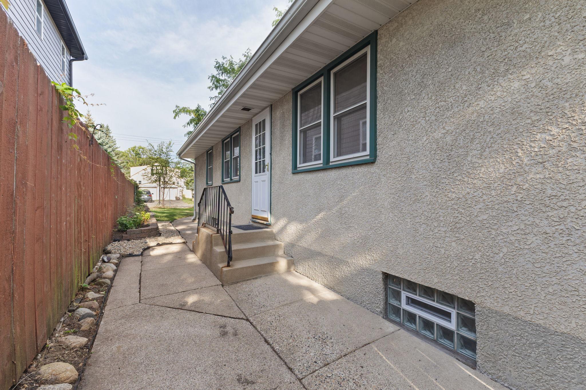 View of Residential at 5212 47th Avenue, Minneapolis MN 55417, Minneapolis (26 of 33) - Mike Wilen | Minnesota Team Real Estate