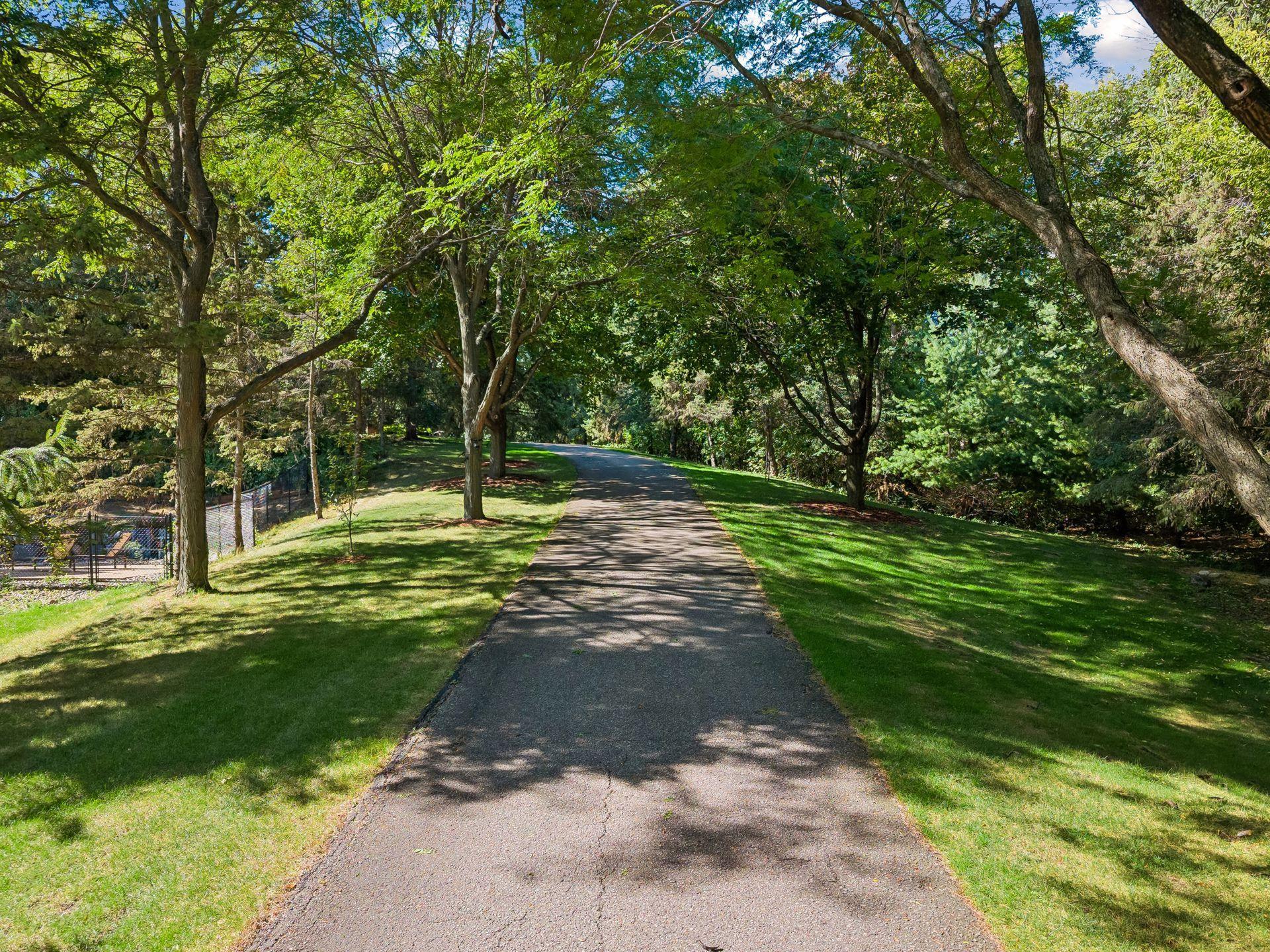 View of Residential at 1959 Pine Ridge Drive, West Saint Paul MN 55118, West Saint Paul (56 of 59) - Mike Wilen | Minnesota Team Real Estate