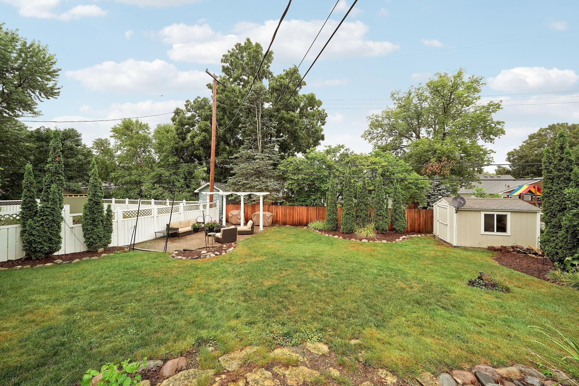 View of Residential at 3982 Brunswick Avenue, Saint Louis Park MN 55416, Saint Louis Park (46 of 51) - Mike Wilen | Minnesota Team Real Estate