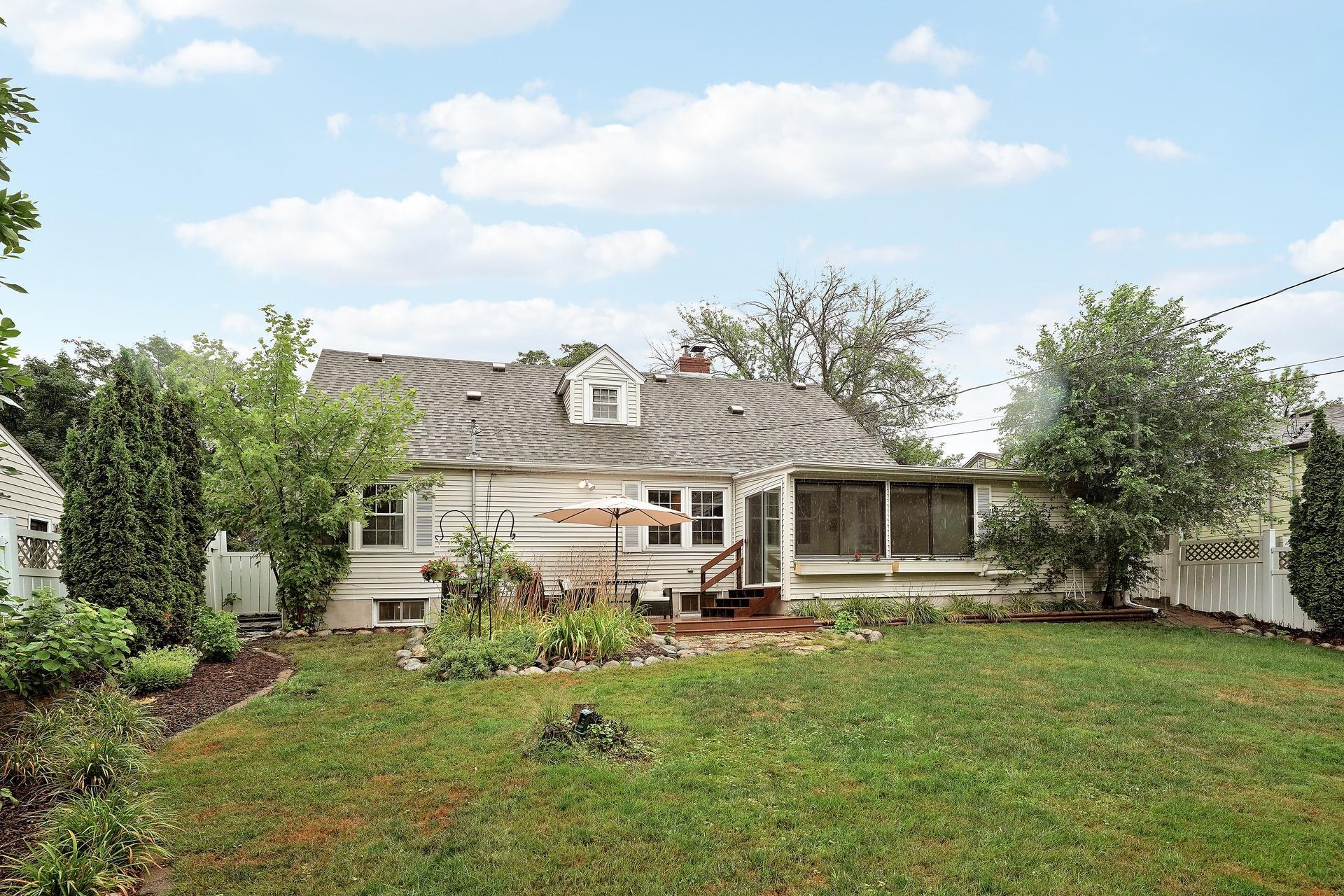 View of Residential at 3982 Brunswick Avenue, Saint Louis Park MN 55416, Saint Louis Park (47 of 51) - Mike Wilen | Minnesota Team Real Estate