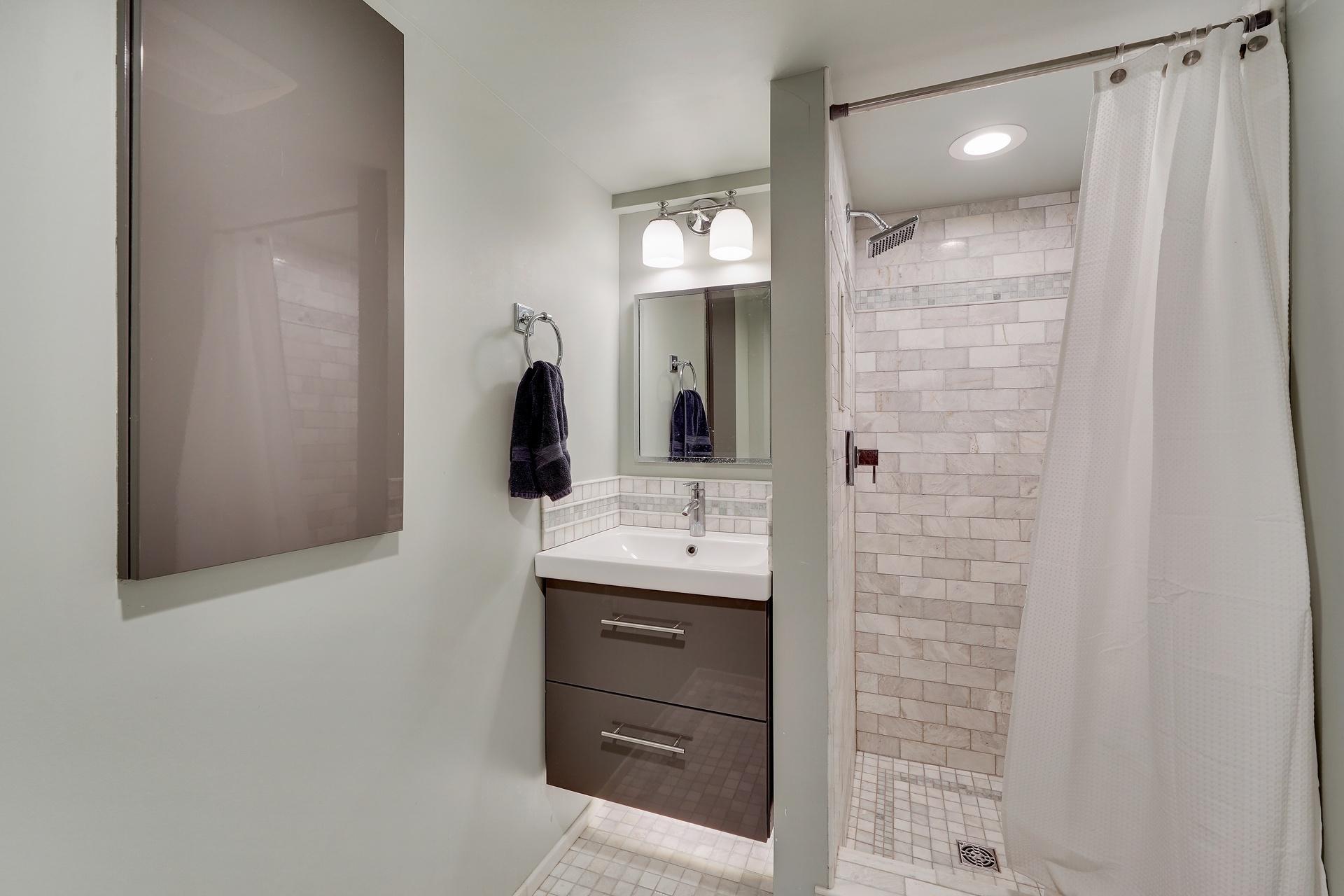 View of Residential at 3982 Brunswick Avenue, Saint Louis Park MN 55416, Saint Louis Park (40 of 51) - Mike Wilen | Minnesota Team Real Estate