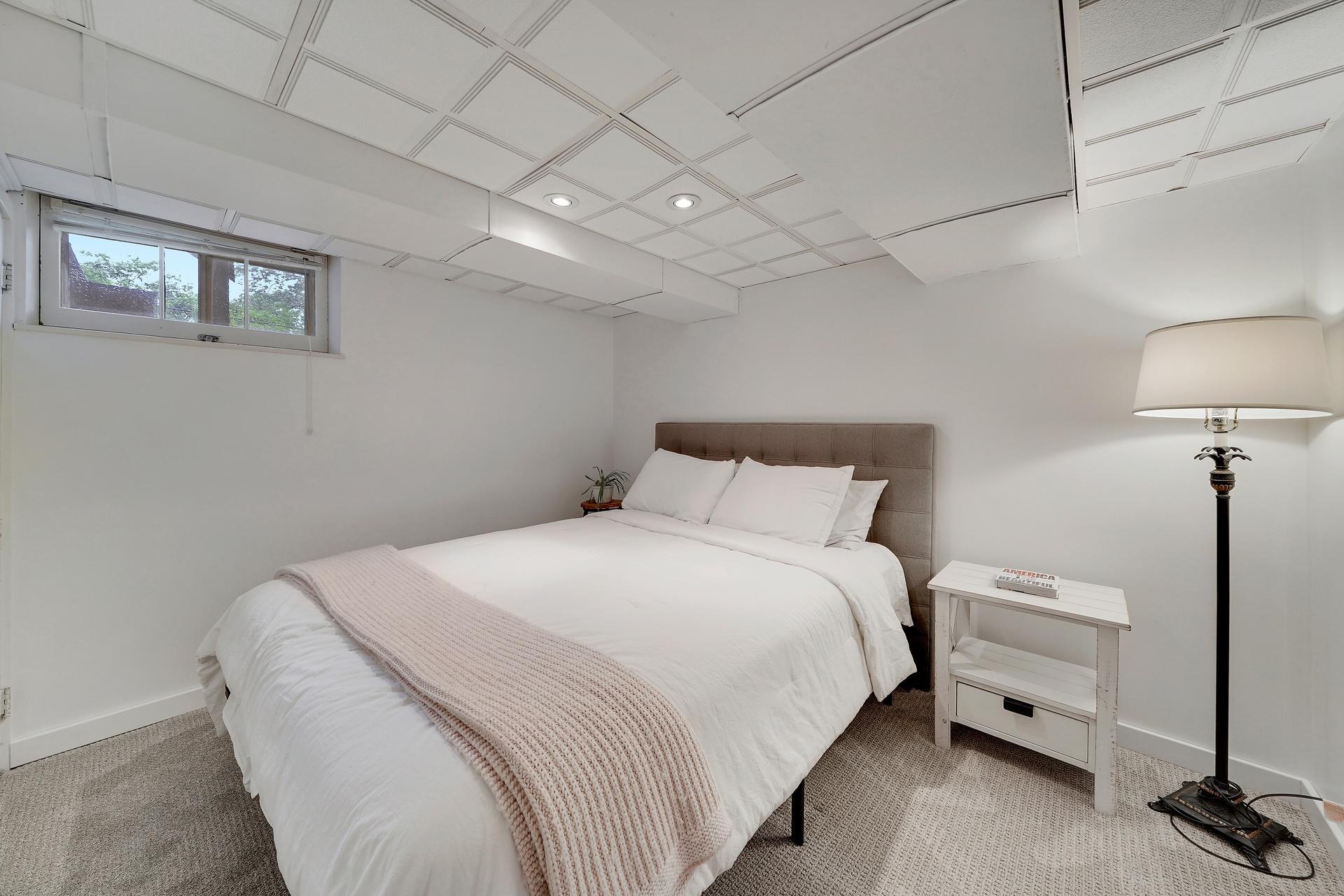 View of Residential at 3982 Brunswick Avenue, Saint Louis Park MN 55416, Saint Louis Park (37 of 51) - Mike Wilen | Minnesota Team Real Estate