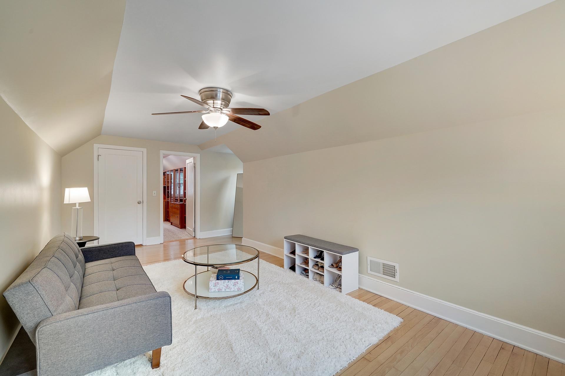 View of Residential at 3982 Brunswick Avenue, Saint Louis Park MN 55416, Saint Louis Park (28 of 51) - Mike Wilen | Minnesota Team Real Estate