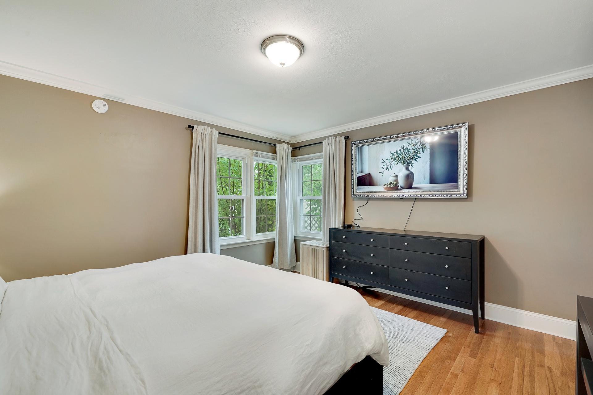 View of Residential at 3982 Brunswick Avenue, Saint Louis Park MN 55416, Saint Louis Park (17 of 51) - Mike Wilen | Minnesota Team Real Estate