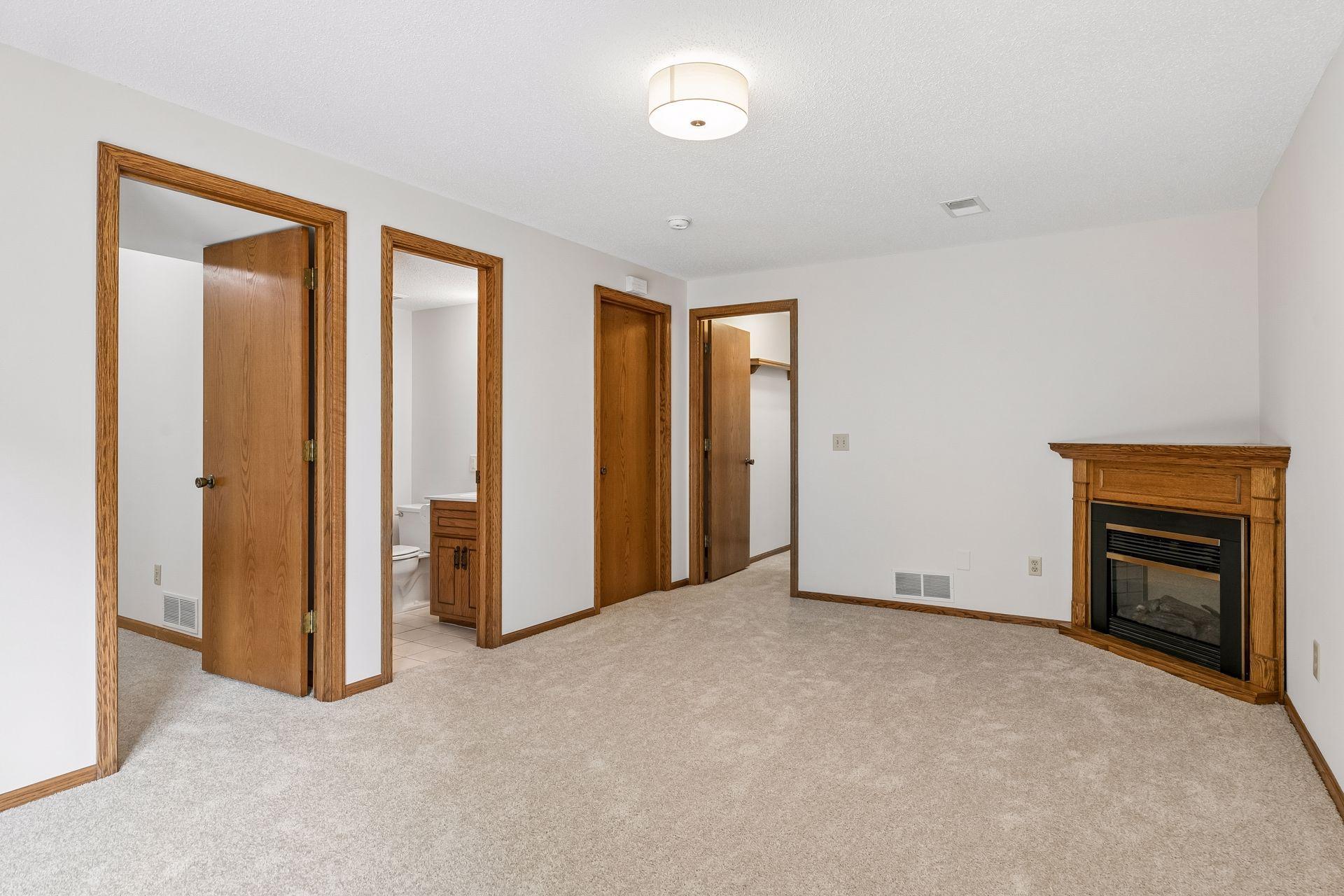 View of Residential at 2002 Mesabi Avenue, Maplewood MN 55109, Maplewood (17 of 20) - Mike Wilen | Minnesota Team Real Estate