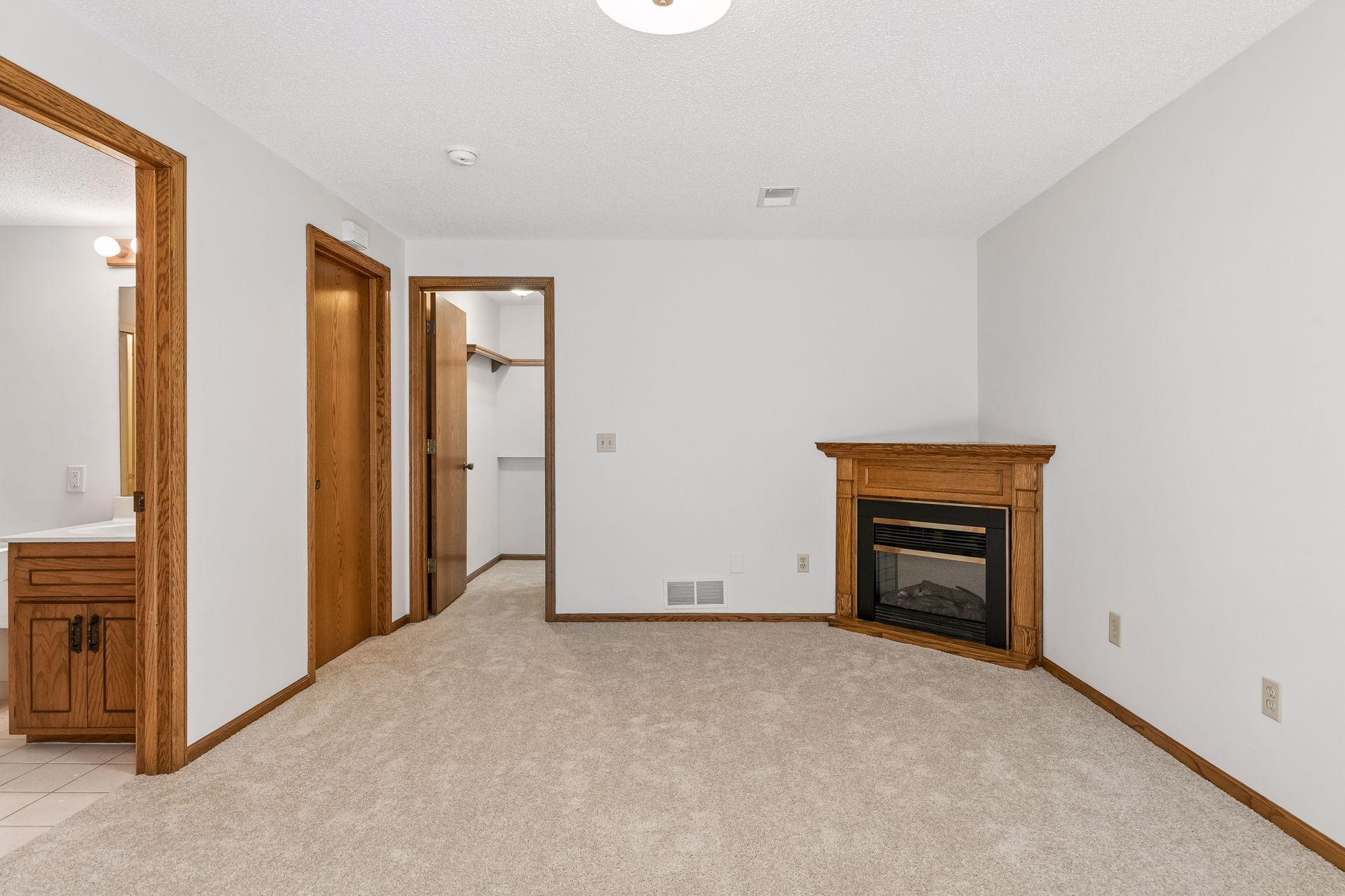 View of Residential at 2002 Mesabi Avenue, Maplewood MN 55109, Maplewood (16 of 20) - Mike Wilen | Minnesota Team Real Estate