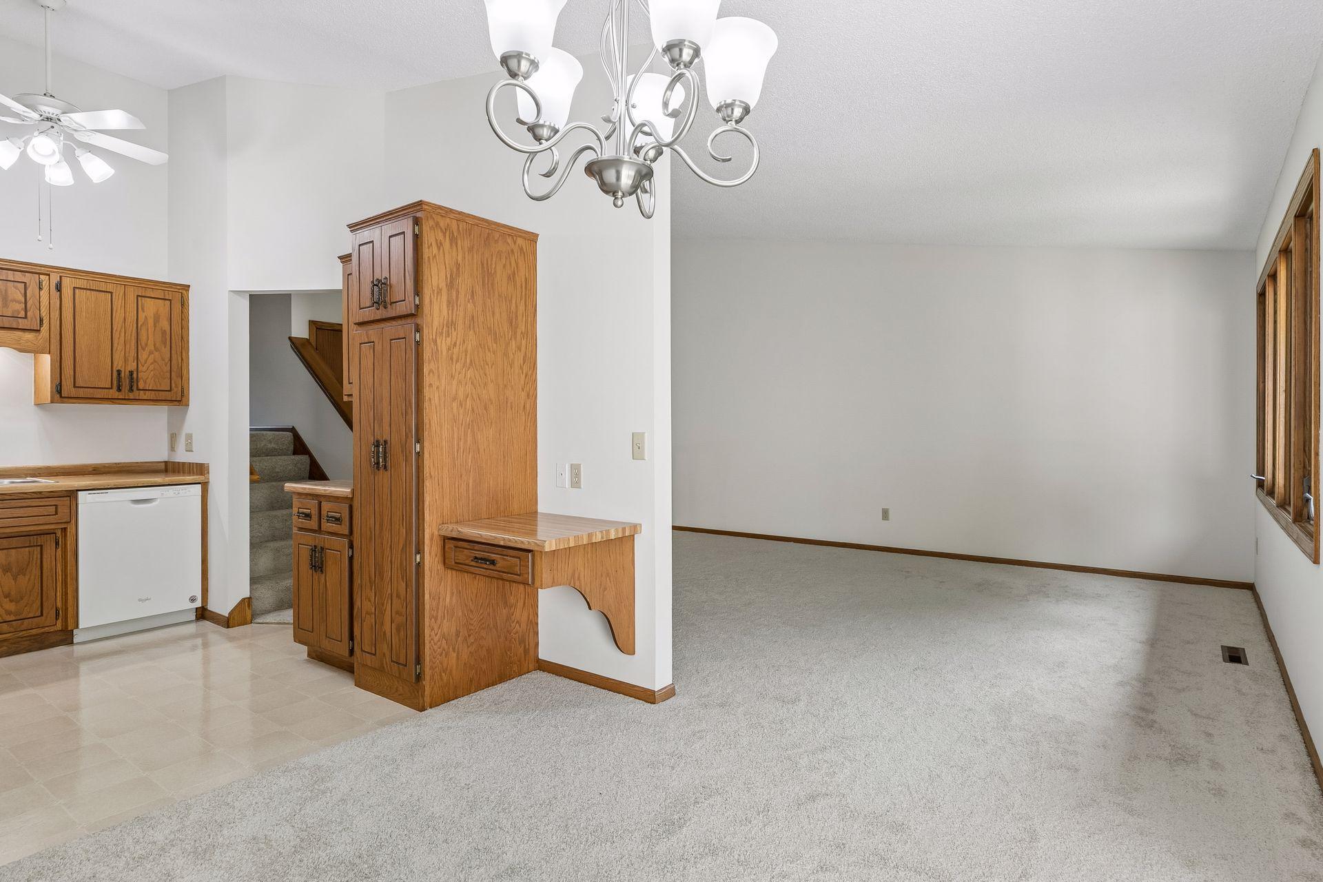 View of Residential at 2002 Mesabi Avenue, Maplewood MN 55109, Maplewood (9 of 20) - Mike Wilen | Minnesota Team Real Estate