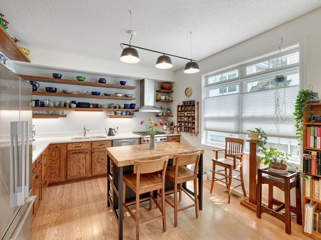 View of Residential at 406 Duke Street, Saint Paul MN 55102, Saint Paul (7 of 32) - Mike Wilen | Minnesota Team Real Estate
