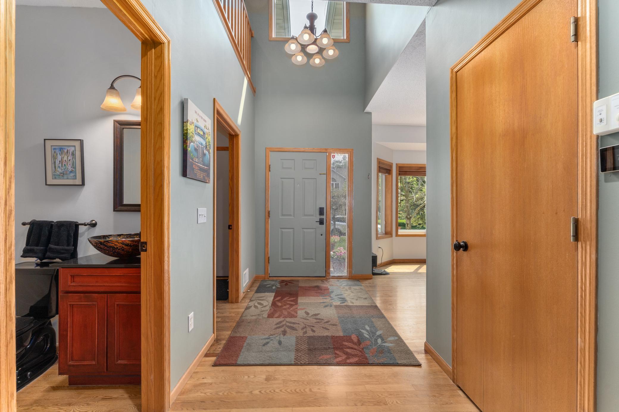 View of Residential at 1517 Deerwood Bend, Eagan MN 55122, Eagan (16 of 50) - Mike Wilen | Minnesota Team Real Estate