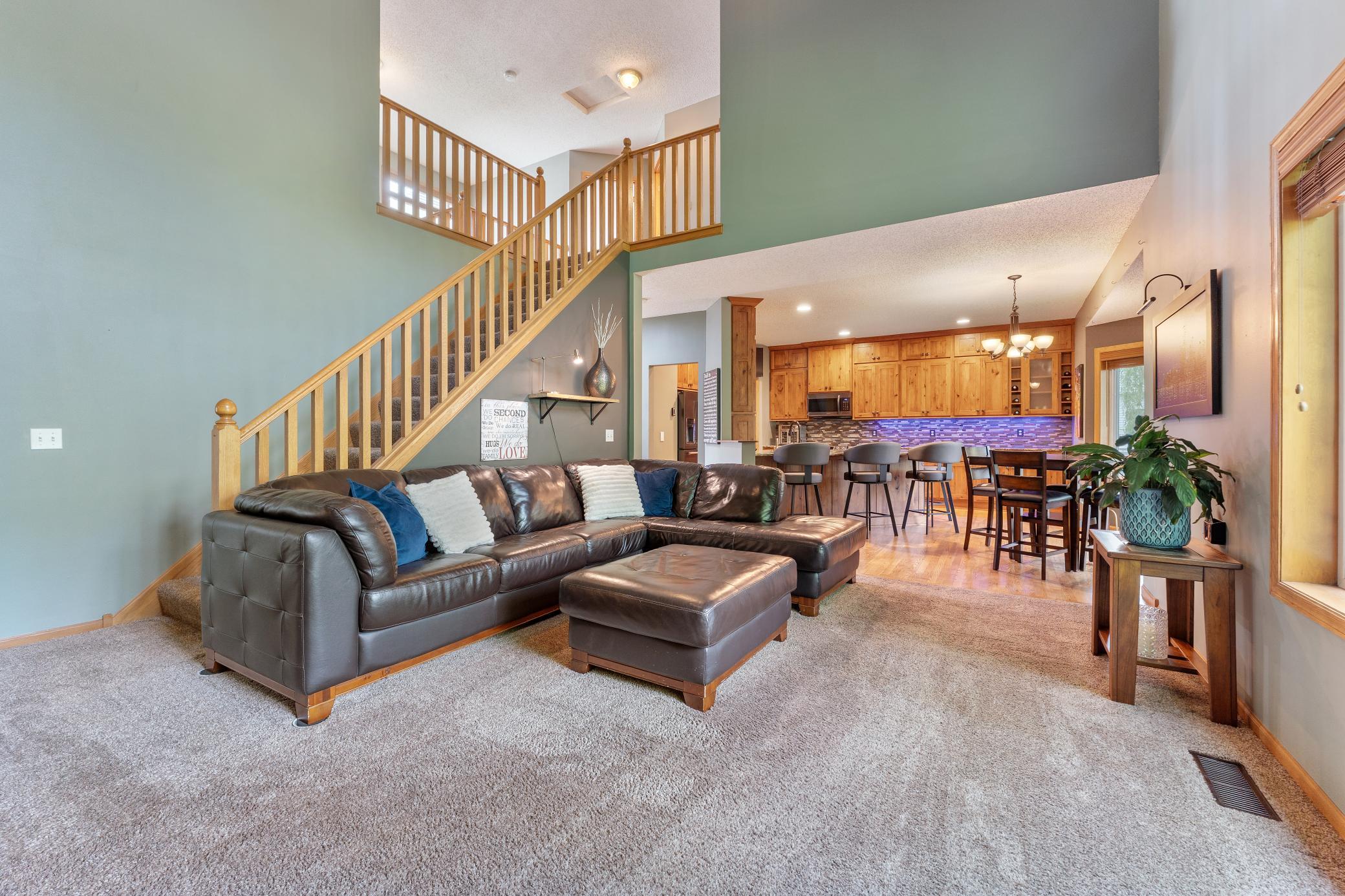 View of Residential at 1517 Deerwood Bend, Eagan MN 55122, Eagan (23 of 50) - Mike Wilen | Minnesota Team Real Estate