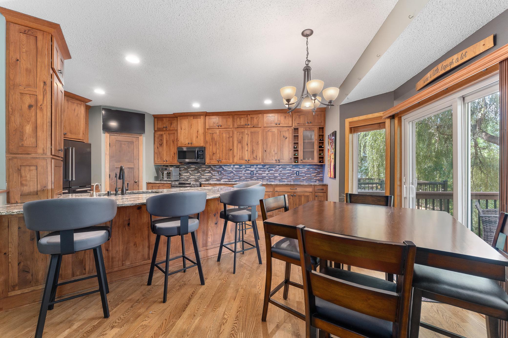 View of Residential at 1517 Deerwood Bend, Eagan MN 55122, Eagan (22 of 50) - Mike Wilen | Minnesota Team Real Estate