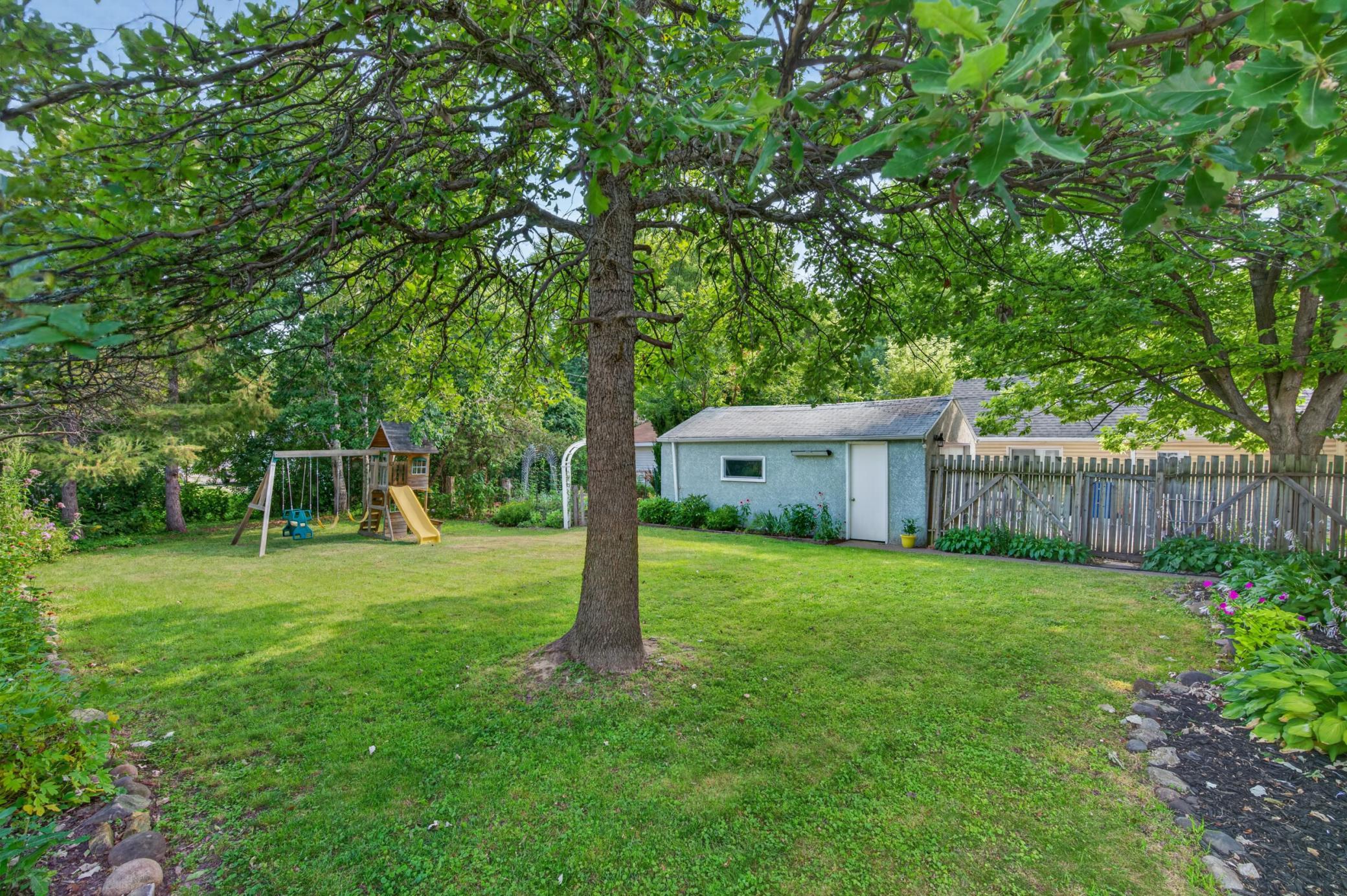View of Residential at 2093 Sherwood Avenue, Saint Paul MN 55119, Saint Paul (32 of 42) - Mike Wilen | Minnesota Team Real Estate