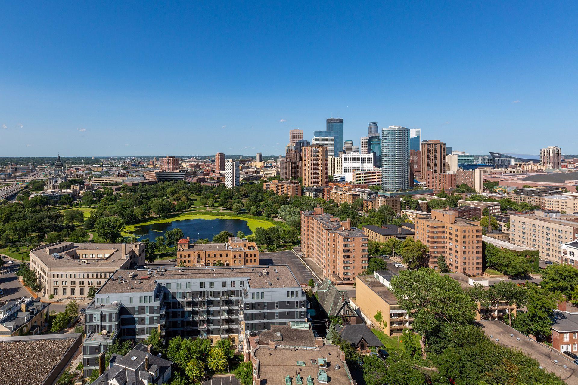 View of Residential at 400 Groveland Avenue #1912, Minneapolis MN 55403, Minneapolis (53 of 77) - Mike Wilen | Minnesota Team Real Estate