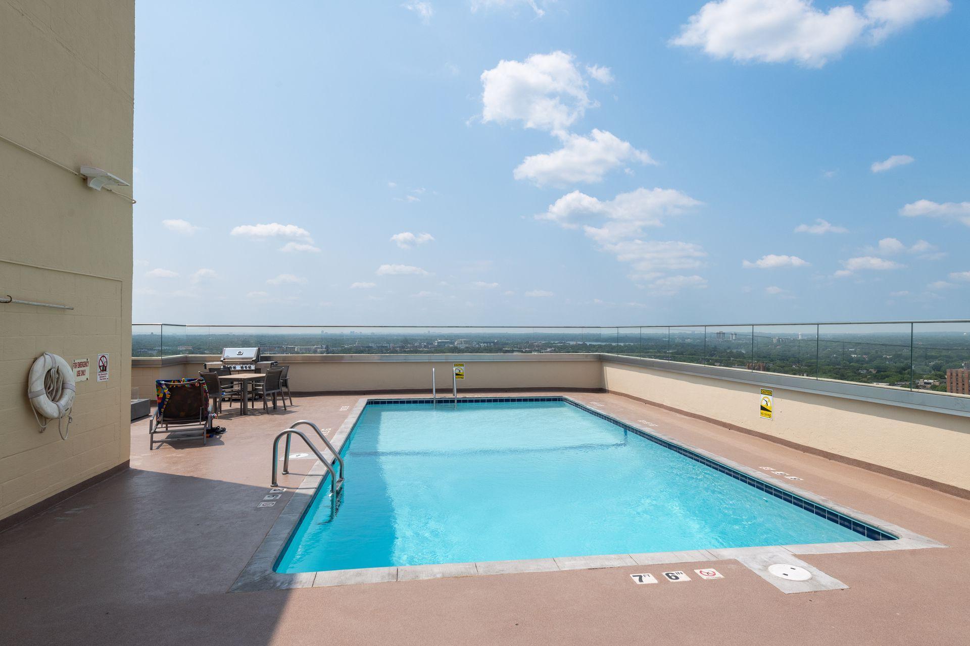 View of Residential at 400 Groveland Avenue #1912, Minneapolis MN 55403, Minneapolis (33 of 77) - Mike Wilen | Minnesota Team Real Estate