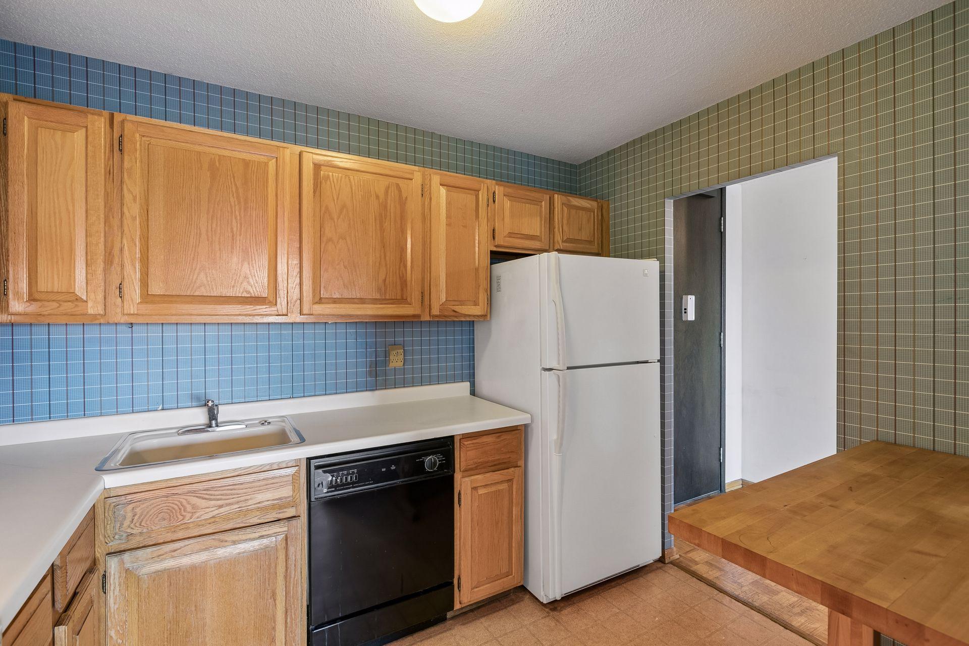 View of Residential at 400 Groveland Avenue #1912, Minneapolis MN 55403, Minneapolis (16 of 77) - Mike Wilen | Minnesota Team Real Estate