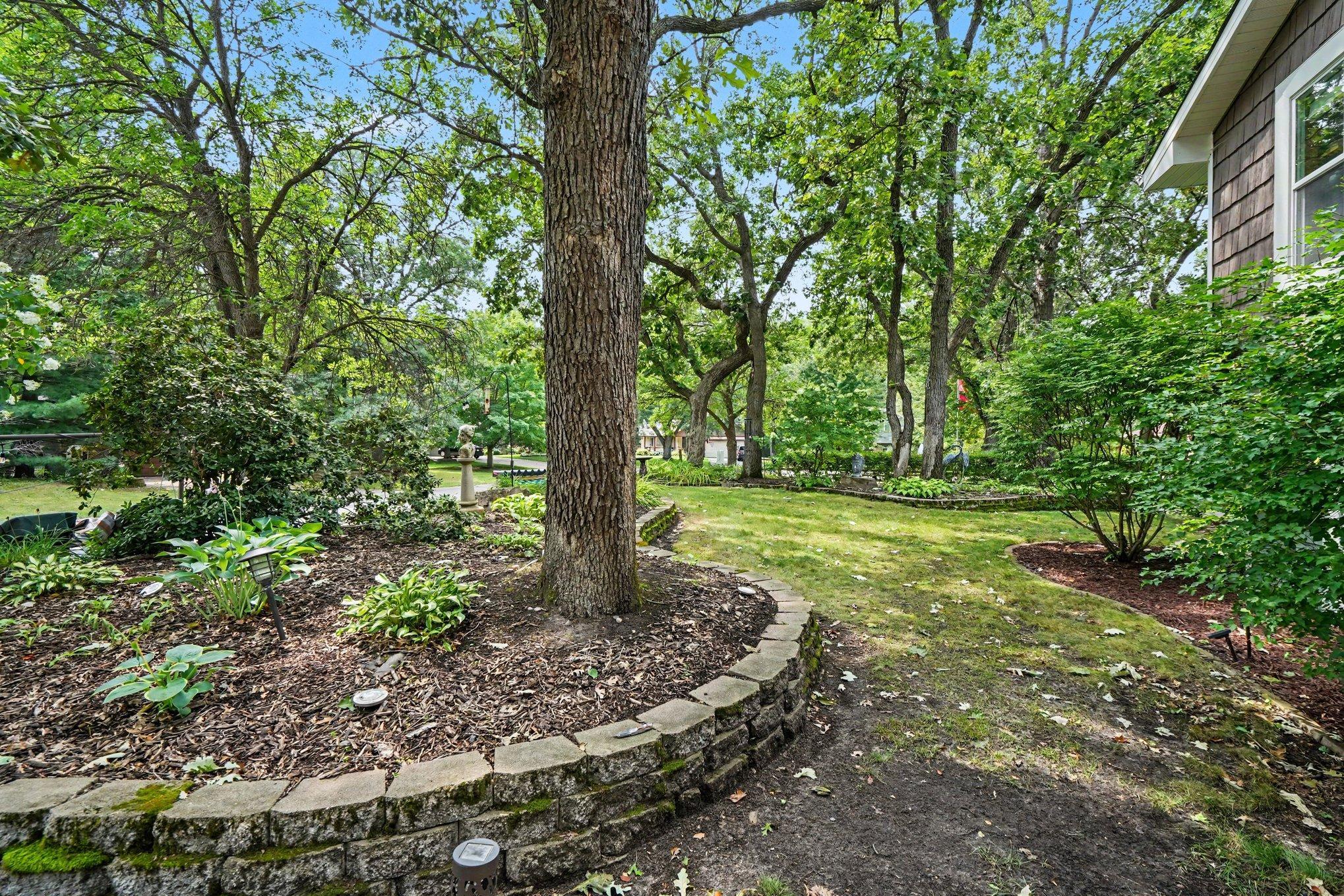 View of Residential at 957 118th Lane, Coon Rapids MN 55448, Coon Rapids (29 of 35) - Mike Wilen | Minnesota Team Real Estate