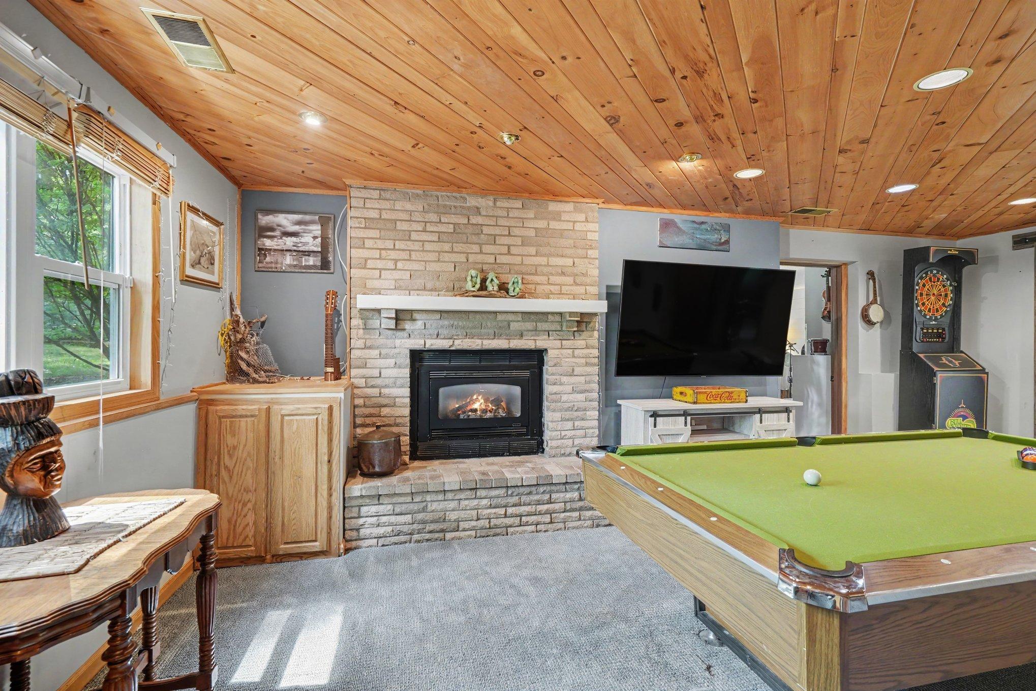 View of Residential at 957 118th Lane, Coon Rapids MN 55448, Coon Rapids (14 of 35) - Mike Wilen | Minnesota Team Real Estate