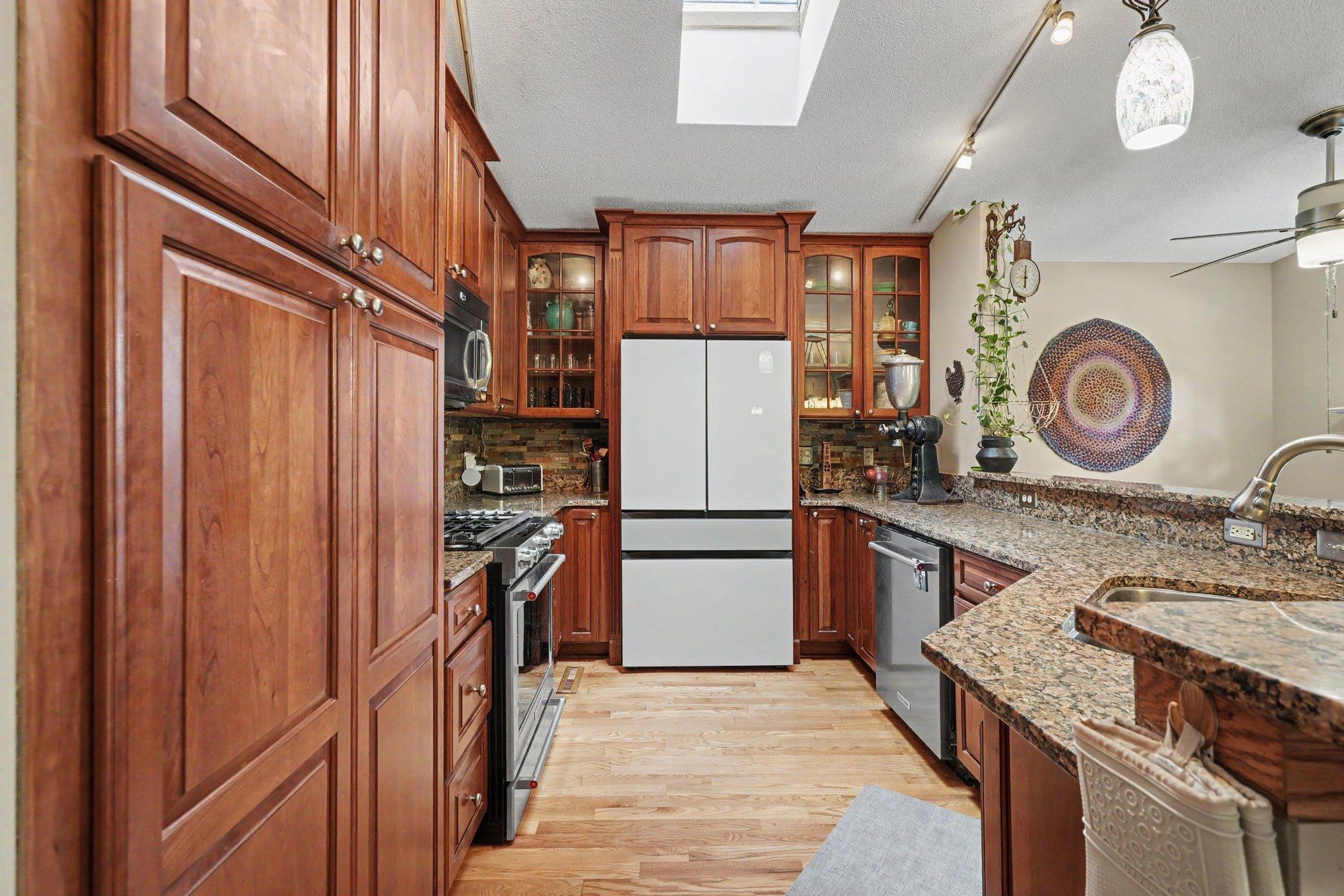 View of Residential at 957 118th Lane, Coon Rapids MN 55448, Coon Rapids (11 of 35) - Mike Wilen | Minnesota Team Real Estate