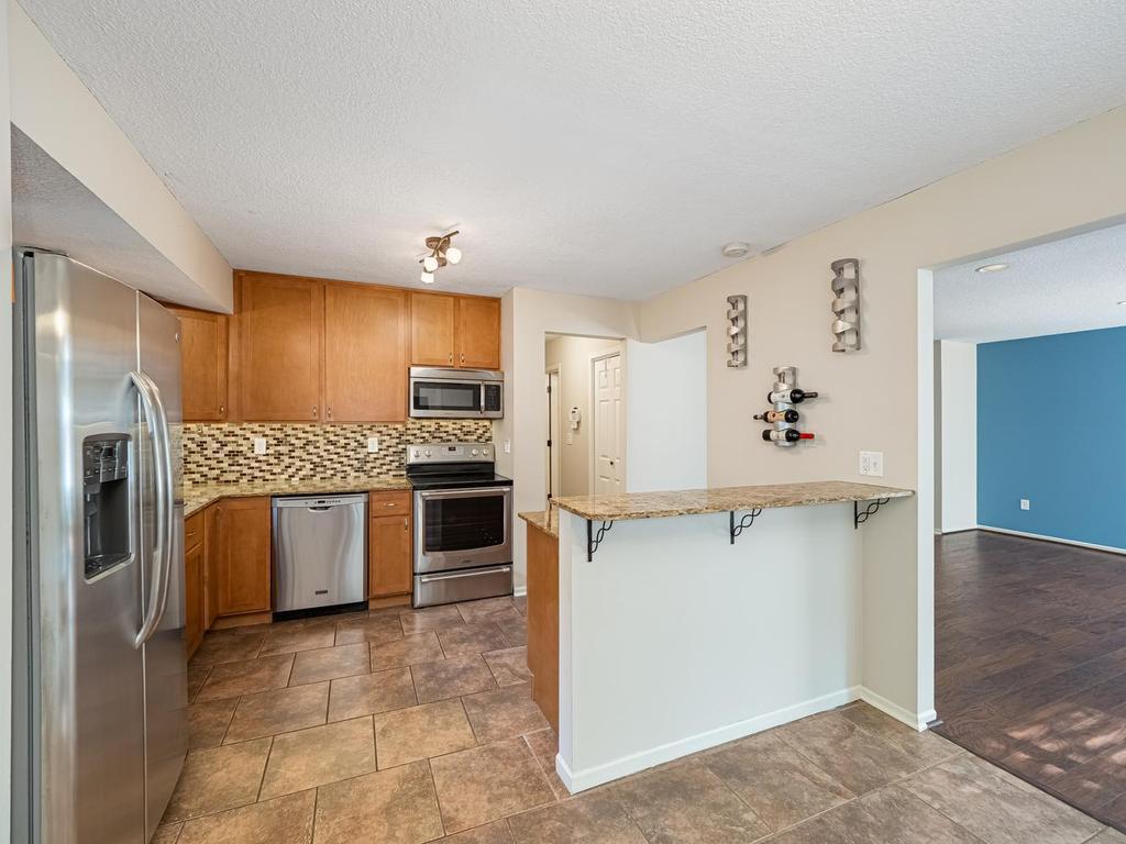 View of Residential at 1567 Humboldt Avenue, West Saint Paul MN 55118, West Saint Paul (5 of 18) - Mike Wilen | Minnesota Team Real Estate