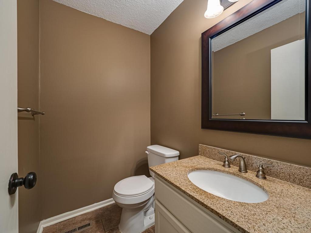 View of Residential at 1567 Humboldt Avenue, West Saint Paul MN 55118, West Saint Paul (17 of 18) - Mike Wilen | Minnesota Team Real Estate