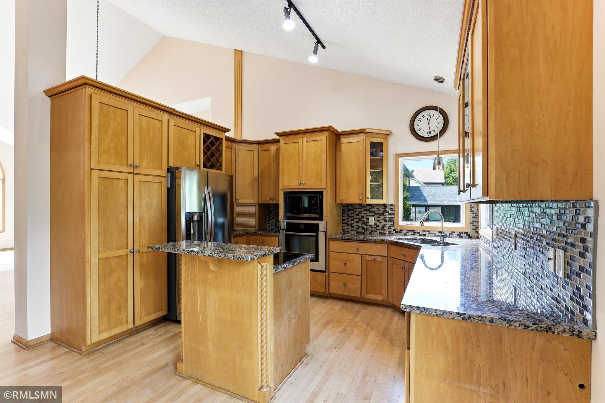 View of Residential at 6911 Cambridge Road, Shakopee MN 55379, Shakopee (13 of 56) - Mike Wilen | Minnesota Team Real Estate