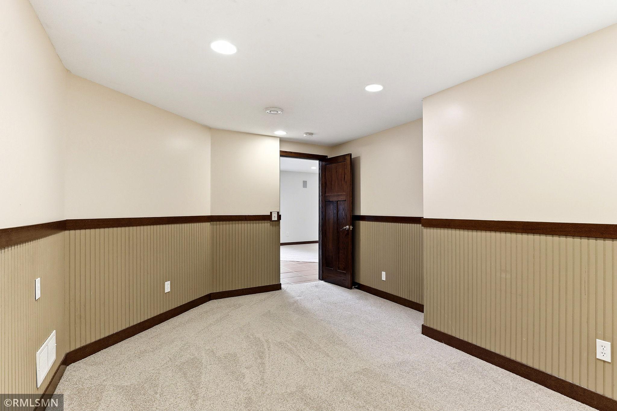 View of Residential at 6911 Cambridge Road, Shakopee MN 55379, Shakopee (48 of 56) - Mike Wilen | Minnesota Team Real Estate