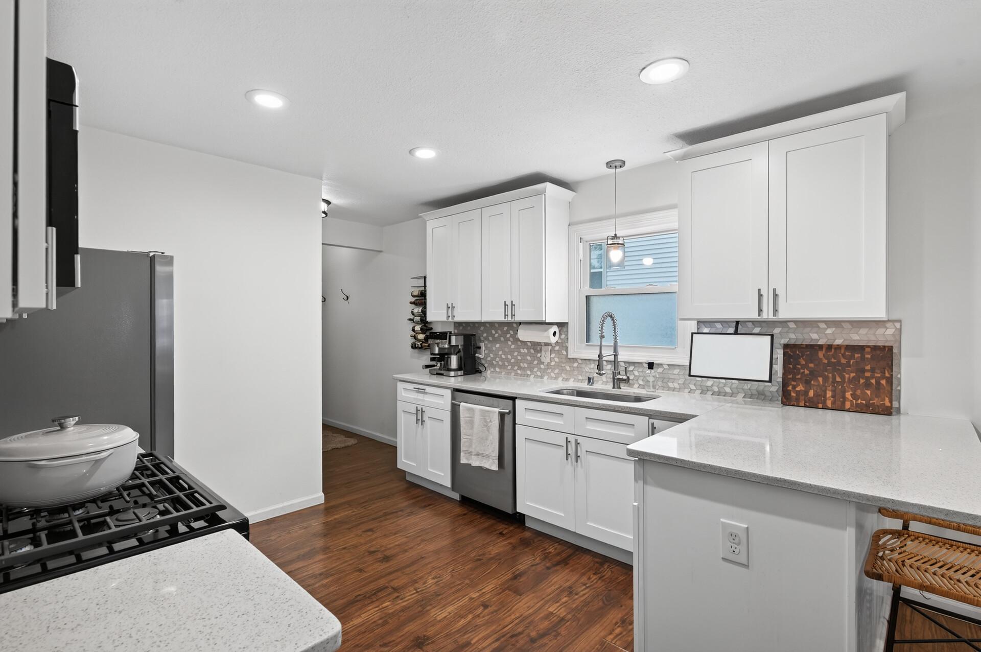View of Residential at 2733 Louisiana Avenue, Saint Louis Park MN 55426, Saint Louis Park (11 of 26) - Mike Wilen | Minnesota Team Real Estate