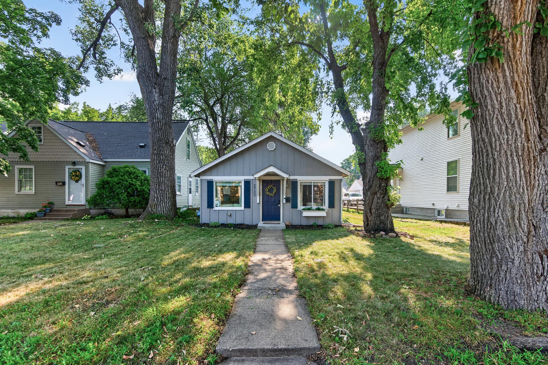 View of Residential at 2733 Louisiana Avenue, Saint Louis Park MN 55426, Saint Louis Park (2 of 26) - Mike Wilen | Minnesota Team Real Estate