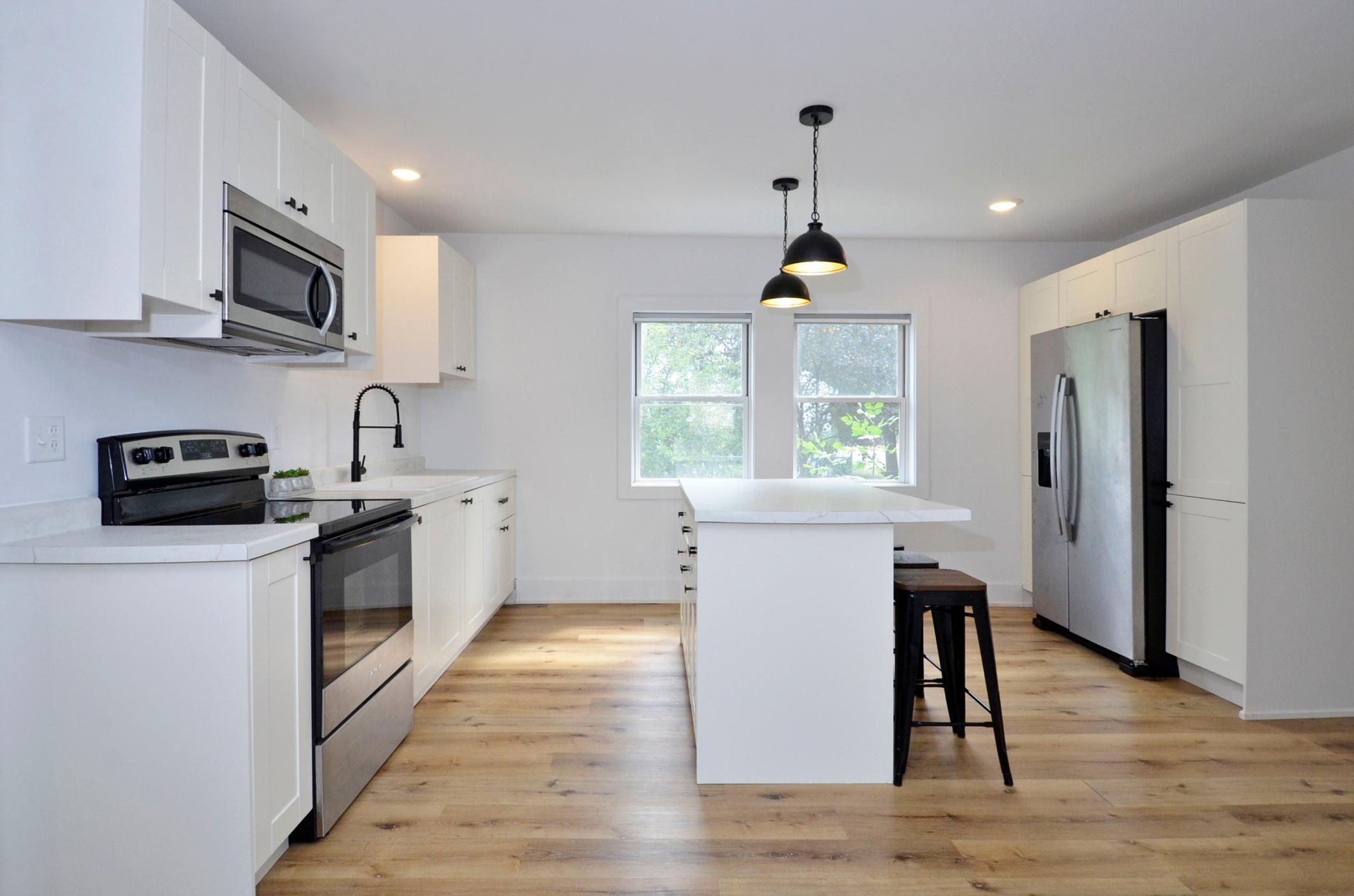 View of Residential at 2479 14th Avenue, North Saint Paul MN 55109, North Saint Paul (7 of 27) - Mike Wilen | Minnesota Team Real Estate