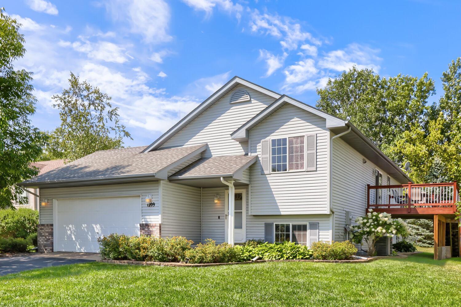 View of Residential at 1209 Roberts Road, Buffalo MN 55313, Buffalo (3 of 22) - Mike Wilen | Minnesota Team Real Estate