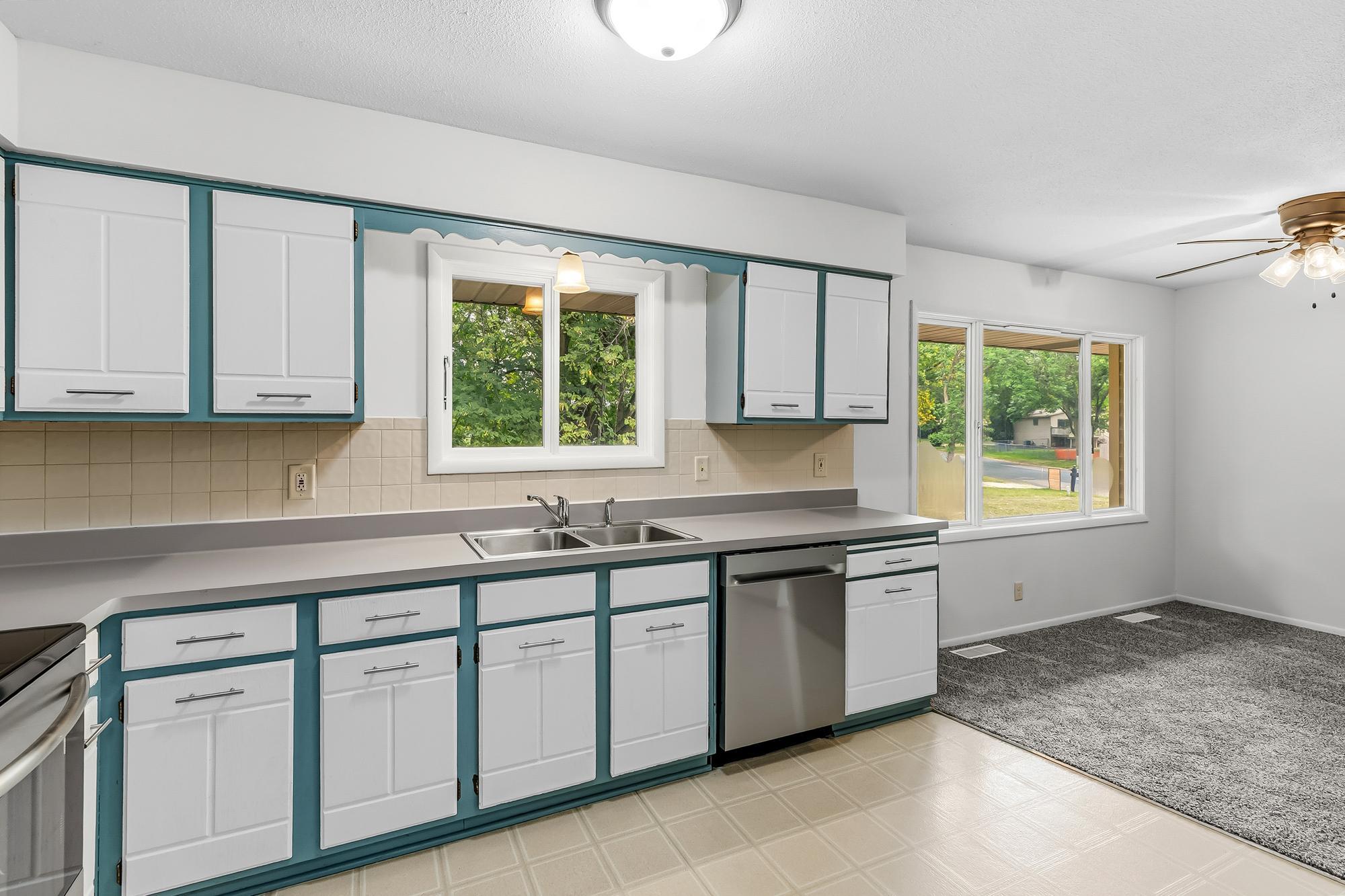 View of Residential at 10250 Boundary Creek Terrace, Maple Grove MN 55369, Maple Grove (10 of 23) - Mike Wilen | Minnesota Team Real Estate