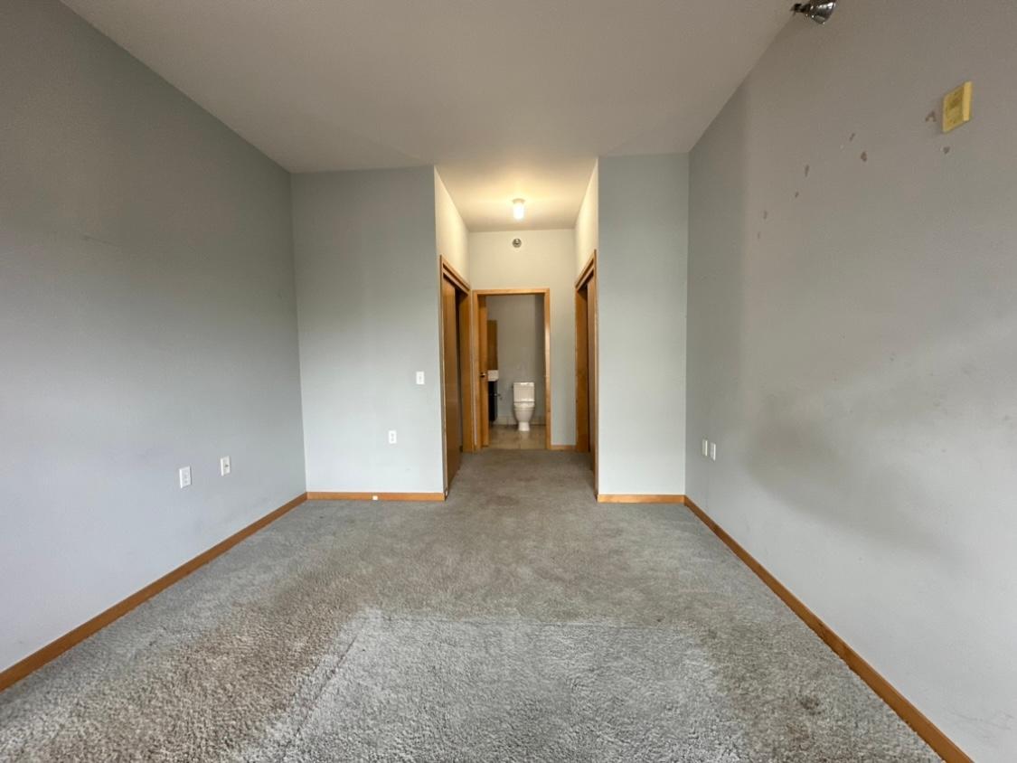 View of Residential at 1211 Lagoon Avenue #405, Minneapolis MN 55408, Minneapolis (13 of 19) - Mike Wilen | Minnesota Team Real Estate