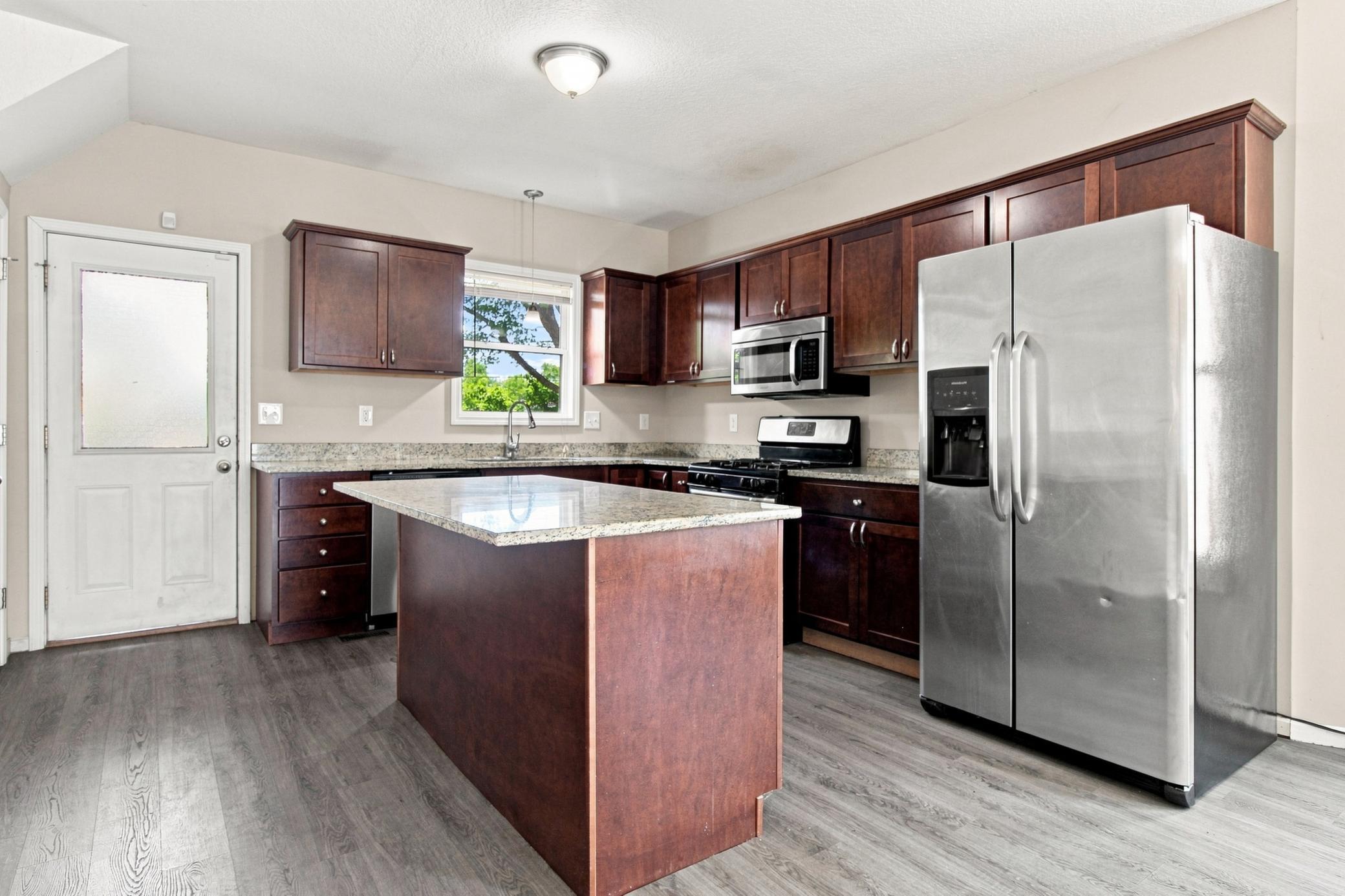 View of Residential at 969 Carroll Avenue, Saint Paul MN 55104, Saint Paul (4 of 25) - Mike Wilen | Minnesota Team Real Estate