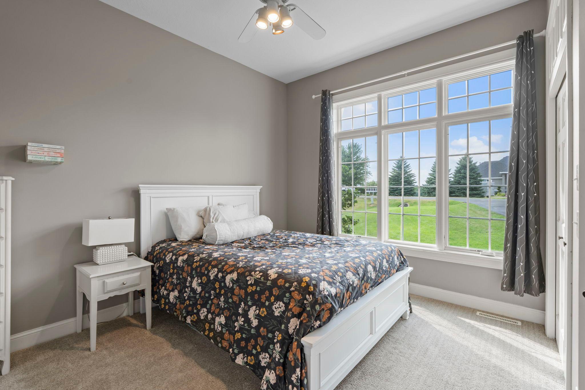 View of Residential at 584 Vista Ridge Lane, Shakopee MN 55379, Shakopee (18 of 43) - Mike Wilen | Minnesota Team Real Estate