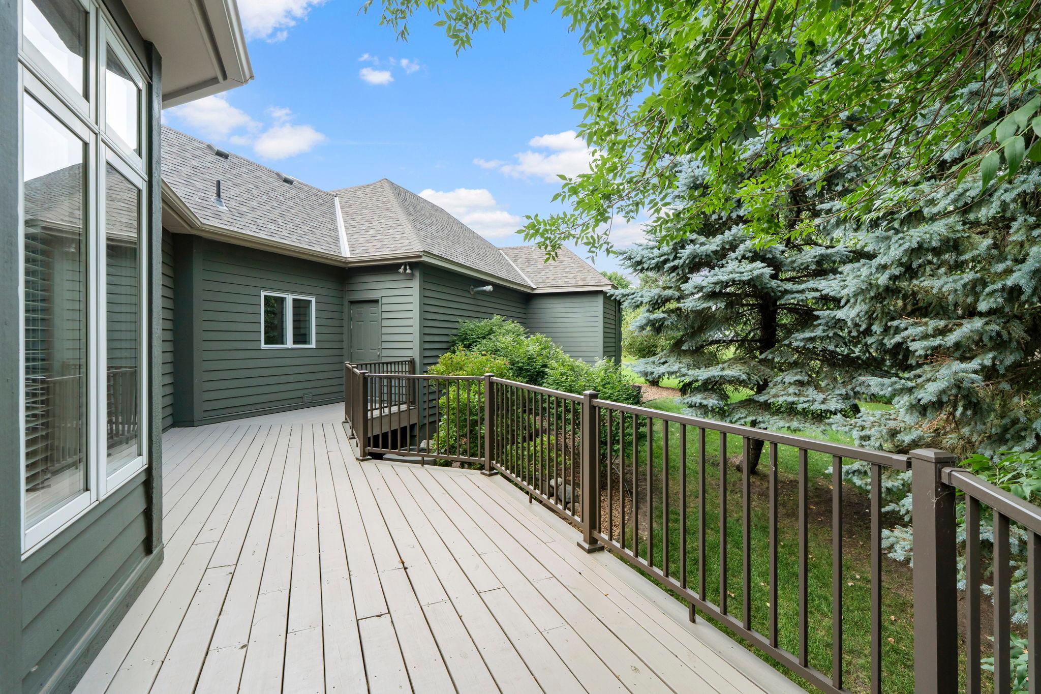 View of Residential at 584 Vista Ridge Lane, Shakopee MN 55379, Shakopee (37 of 43) - Mike Wilen | Minnesota Team Real Estate
