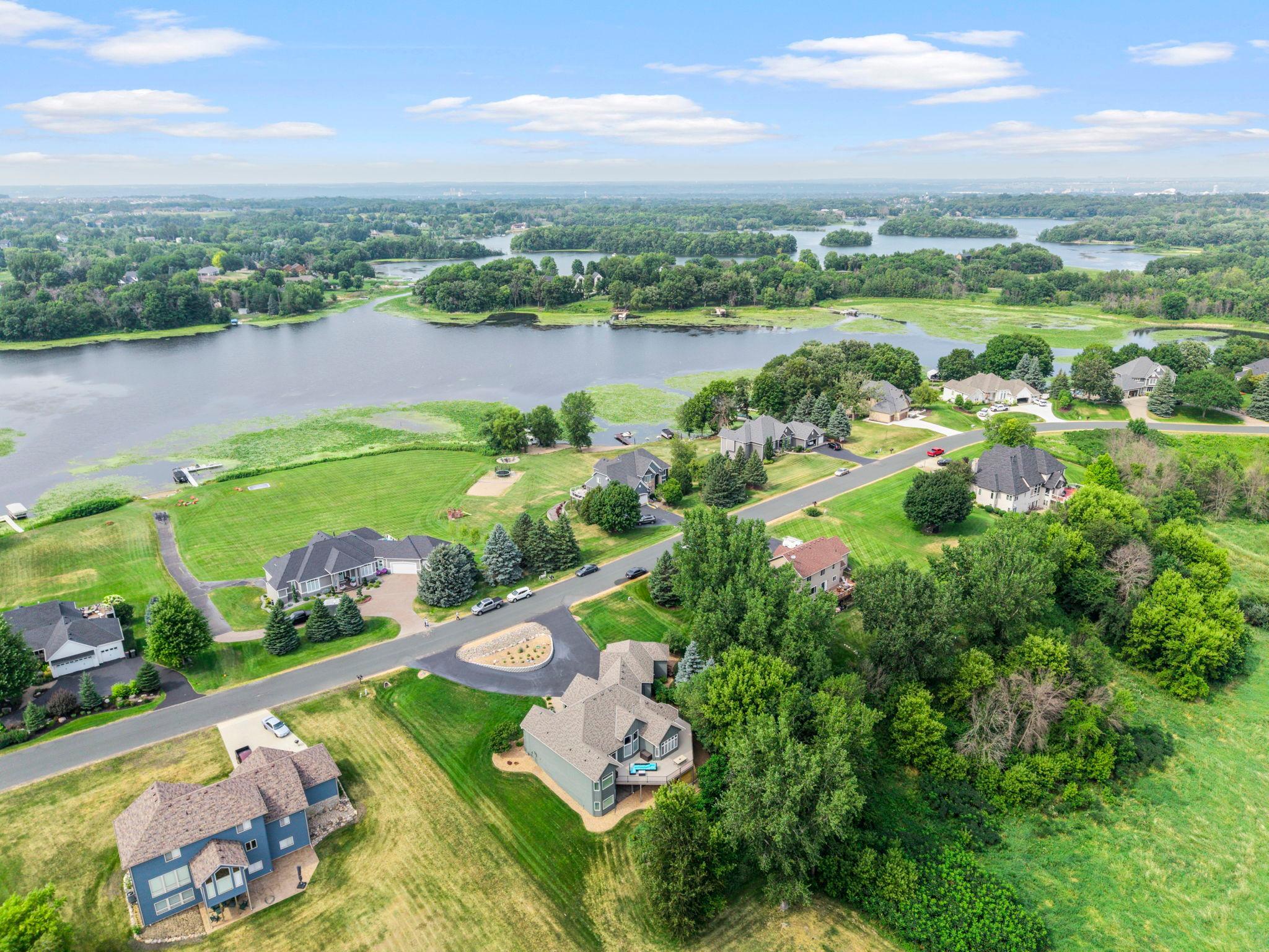 View of Residential at 584 Vista Ridge Lane, Shakopee MN 55379, Shakopee (40 of 43) - Mike Wilen | Minnesota Team Real Estate