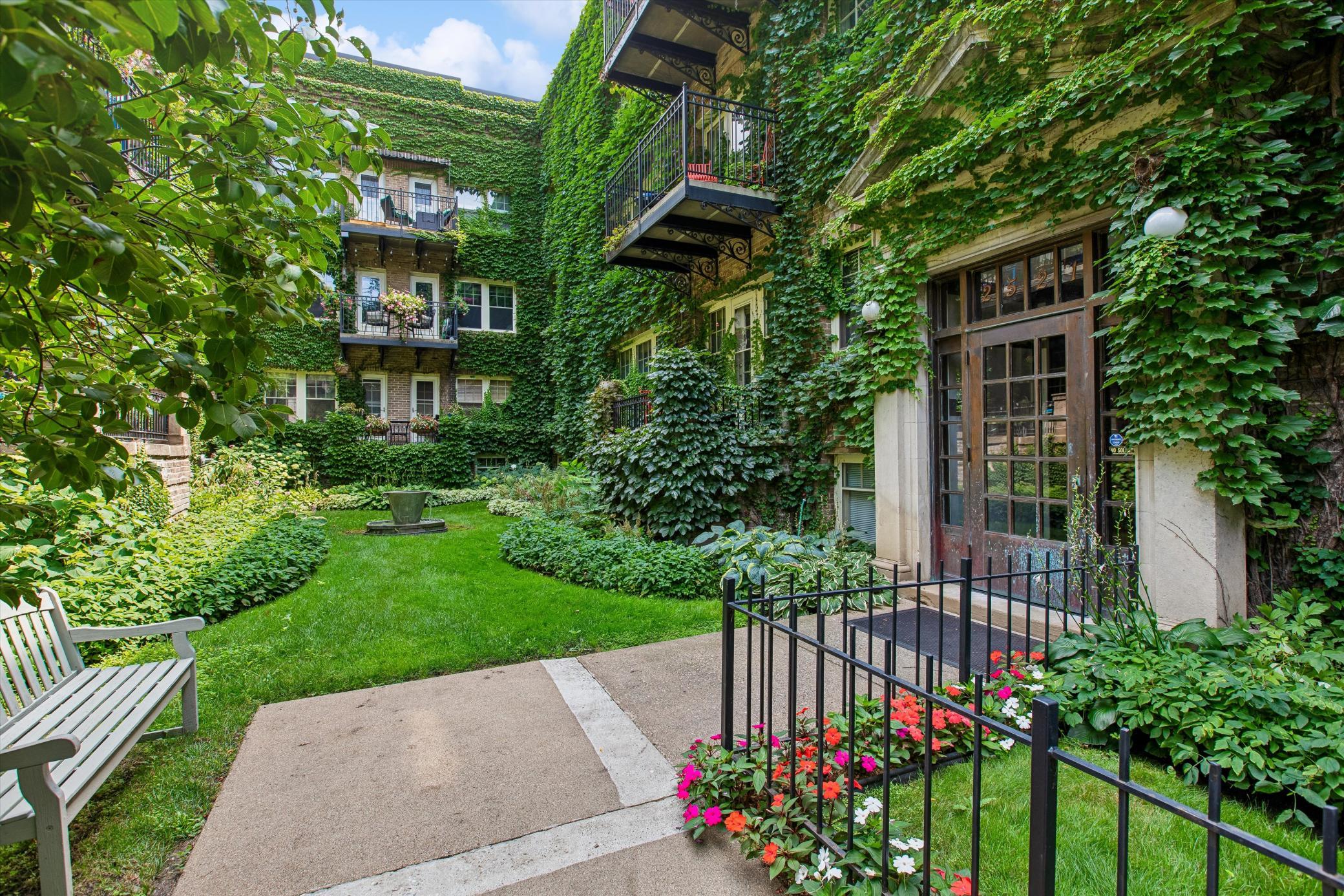 View of Residential at 2521 Humboldt Avenue #309, Minneapolis MN 55405, Minneapolis (2 of 31) - Mike Wilen | Minnesota Team Real Estate