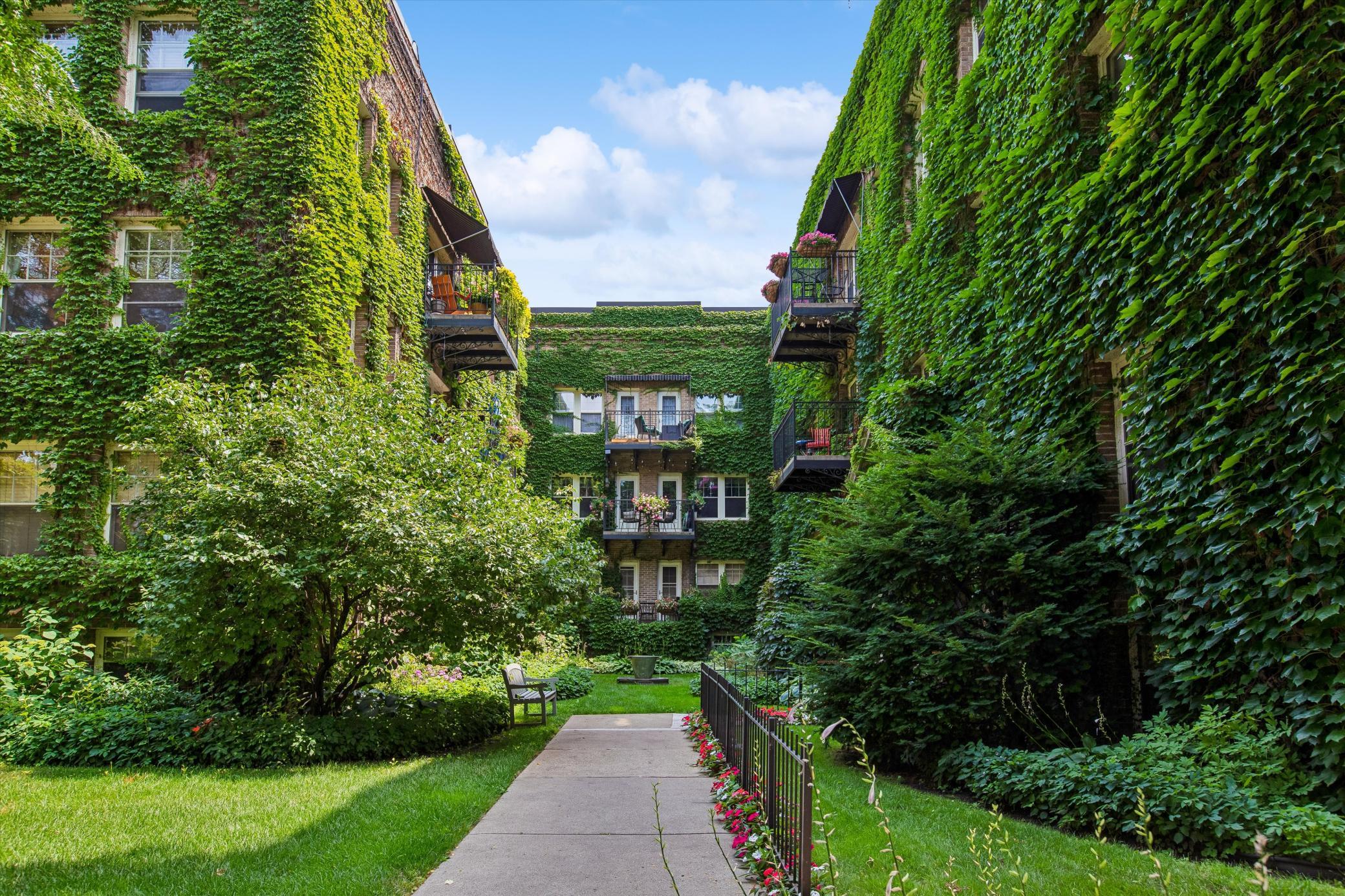 View of Residential at 2521 Humboldt Avenue #309, Minneapolis MN 55405, Minneapolis (3 of 31) - Mike Wilen | Minnesota Team Real Estate