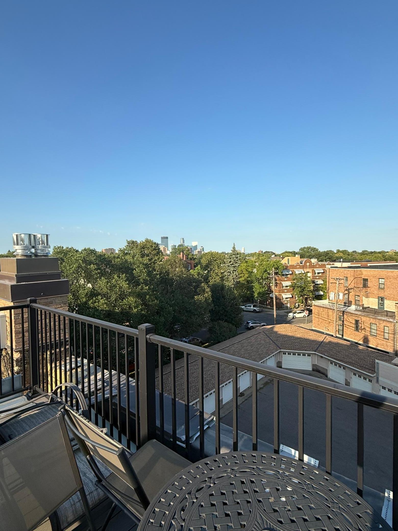 View of Residential at 2521 Humboldt Avenue #309, Minneapolis MN 55405, Minneapolis (30 of 31) - Mike Wilen | Minnesota Team Real Estate