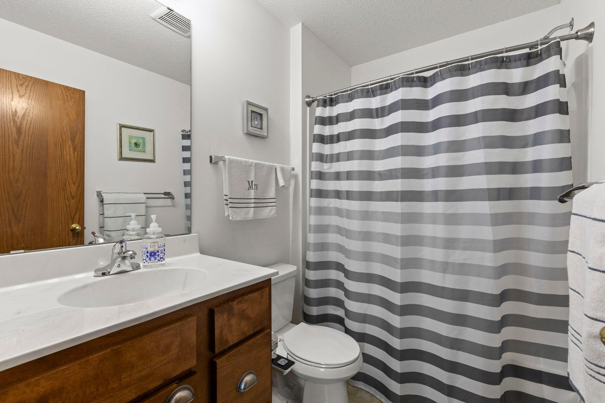 View of Residential at 49 Wyoming Street, Saint Paul MN 55107, Saint Paul (15 of 27) - Mike Wilen | Minnesota Team Real Estate