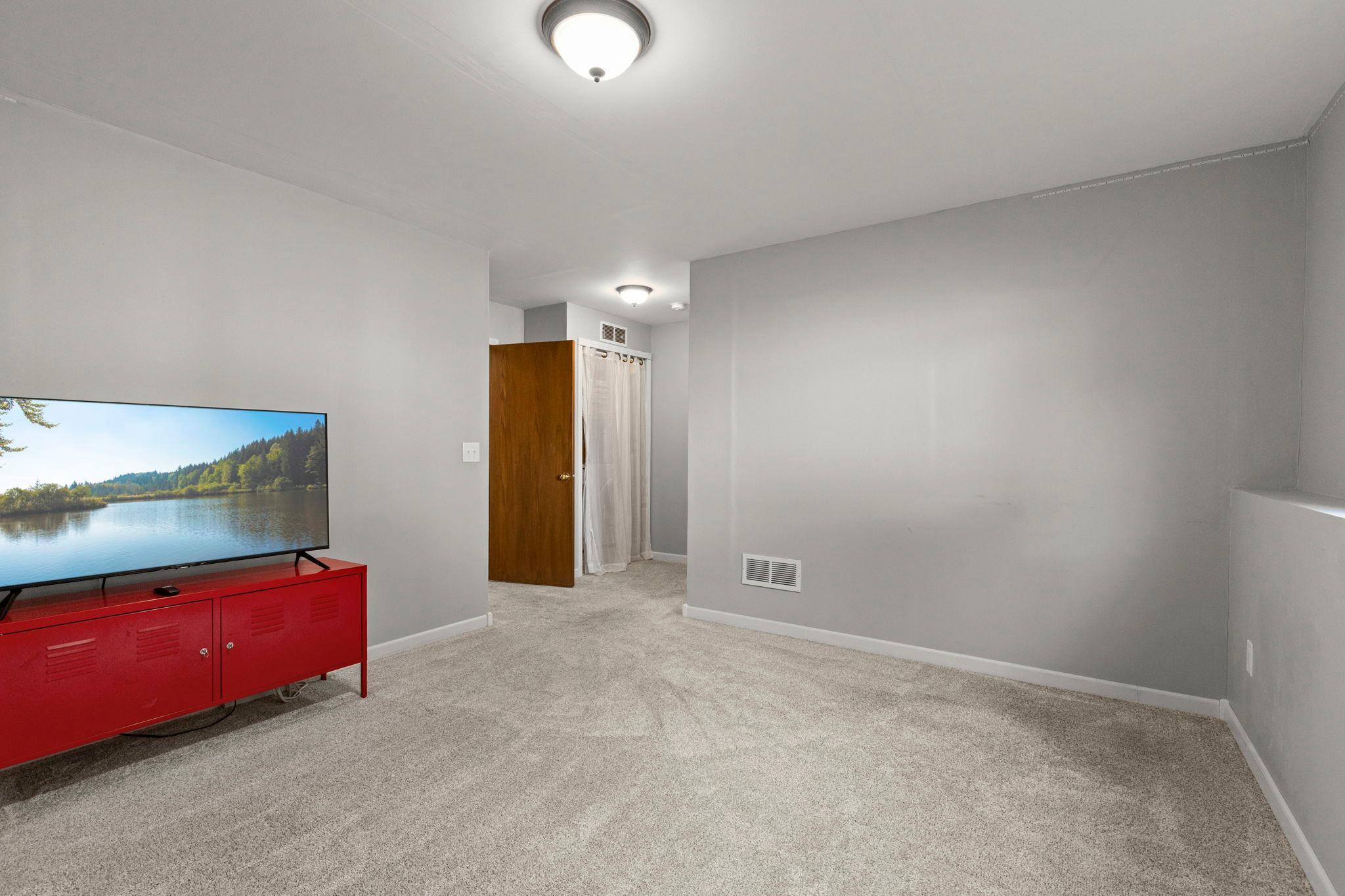 View of Residential at 49 Wyoming Street, Saint Paul MN 55107, Saint Paul (20 of 27) - Mike Wilen | Minnesota Team Real Estate