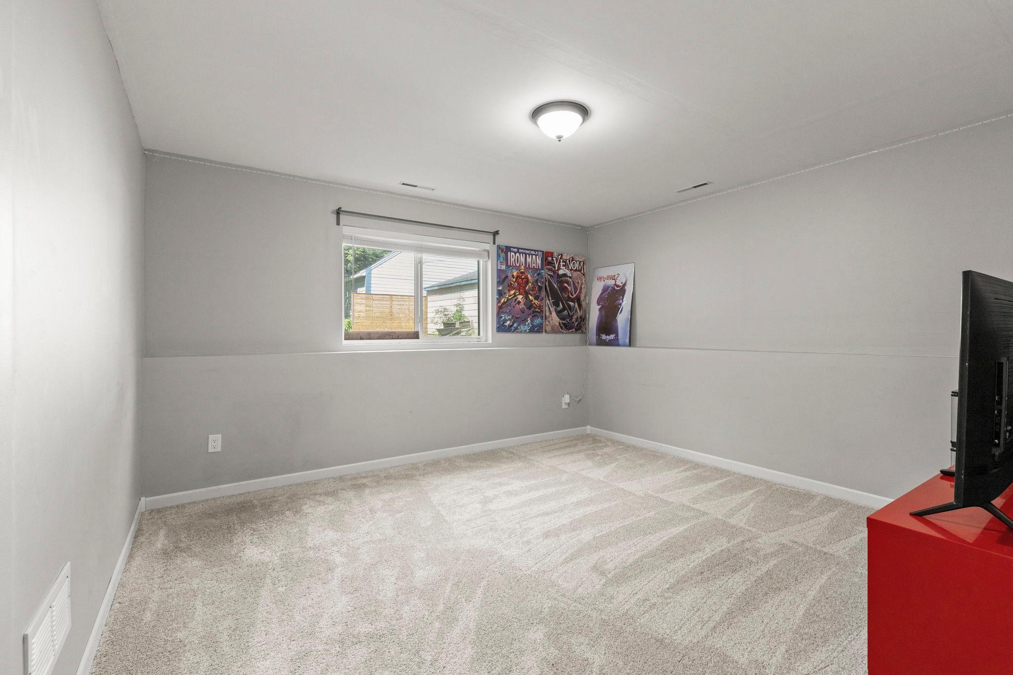 View of Residential at 49 Wyoming Street, Saint Paul MN 55107, Saint Paul (19 of 27) - Mike Wilen | Minnesota Team Real Estate