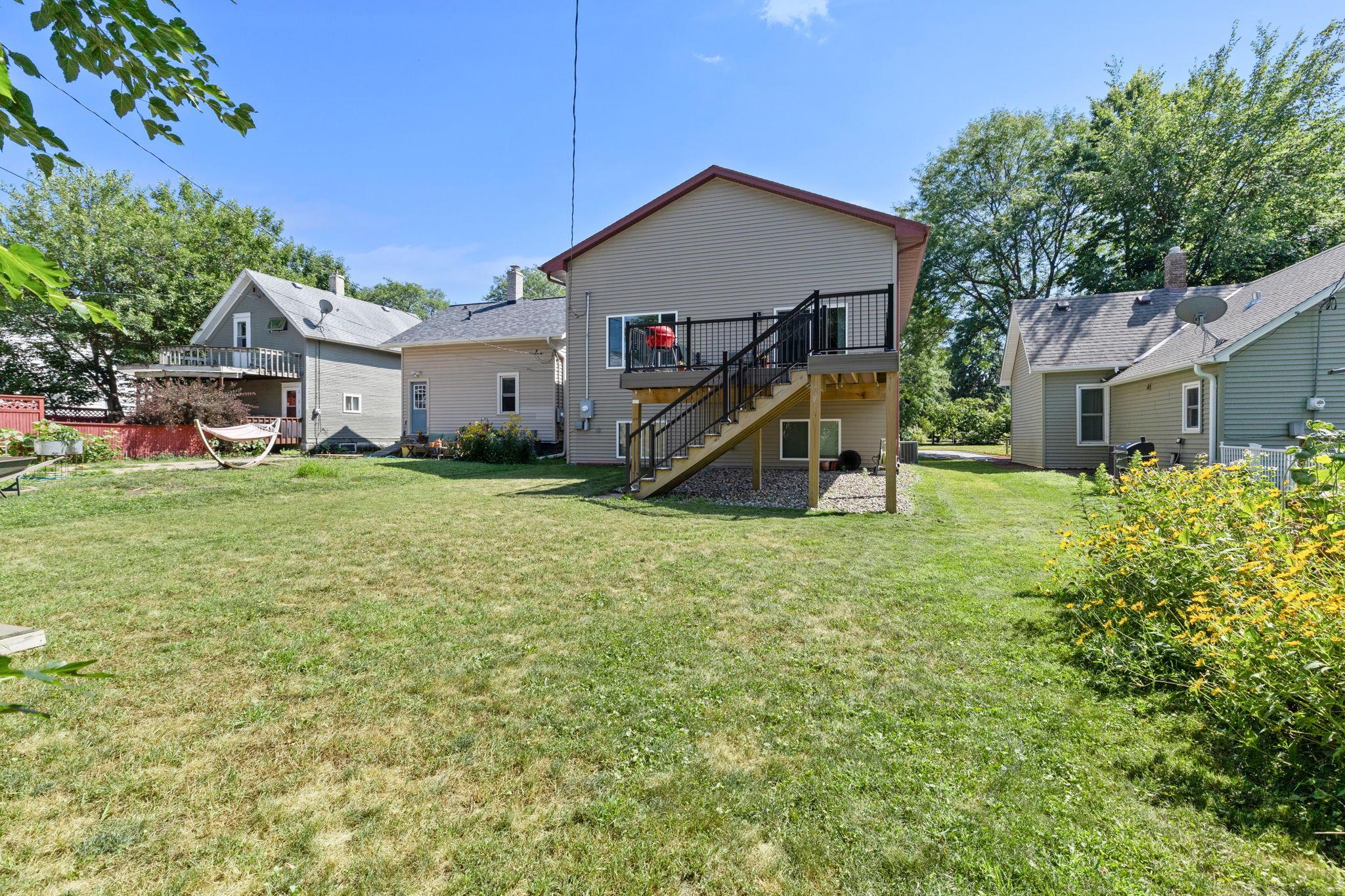 View of Residential at 49 Wyoming Street, Saint Paul MN 55107, Saint Paul (24 of 27) - Mike Wilen | Minnesota Team Real Estate