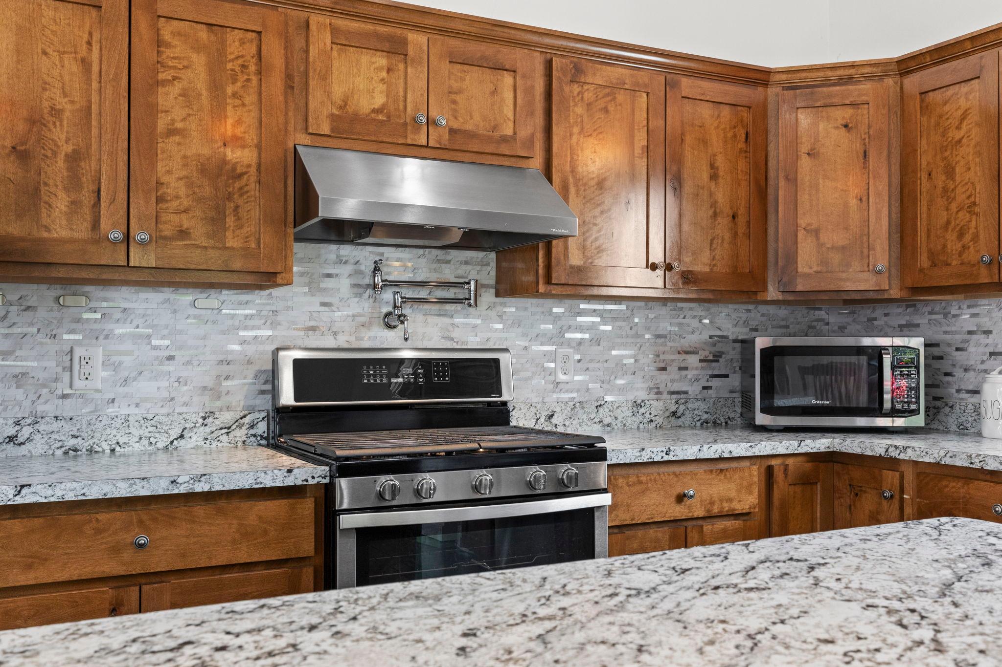 View of Residential at 49 Wyoming Street, Saint Paul MN 55107, Saint Paul (12 of 27) - Mike Wilen | Minnesota Team Real Estate