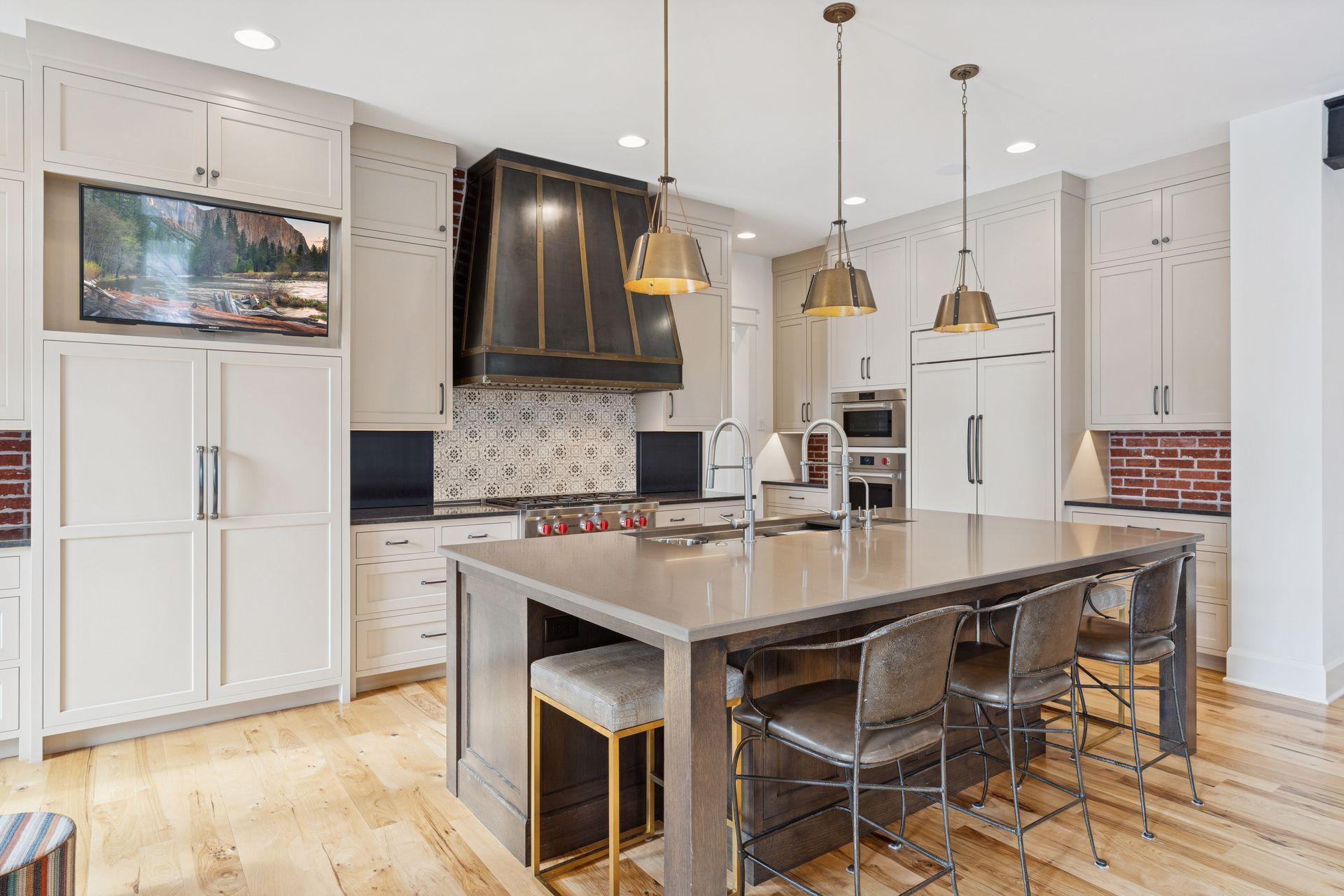 View of Residential at 373 Park Street, Wayzata MN 55391, Wayzata (10 of 88) - Mike Wilen | Minnesota Team Real Estate