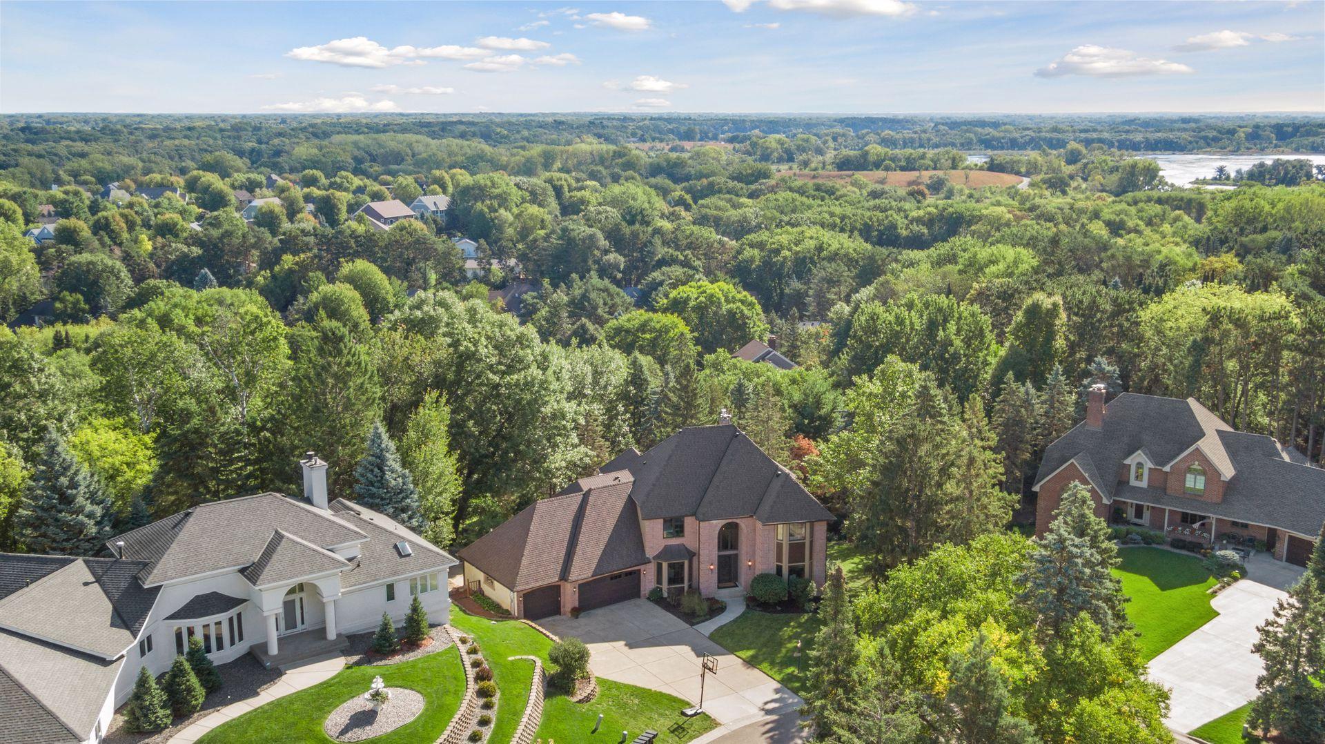 View of Residential at 685 Valley View Court, Shoreview MN 55126, Shoreview (3 of 60) - Mike Wilen | Minnesota Team Real Estate